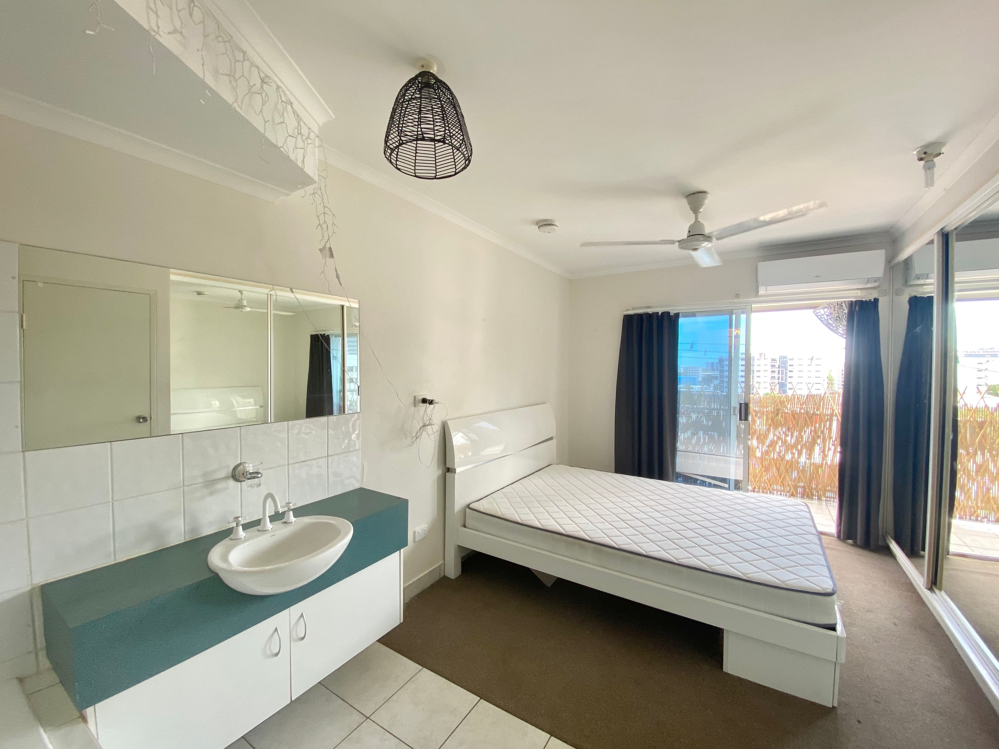 126/21 Cavenagh Street, DARWIN CITY NT 0800, Darwin City - Thumbnail 4