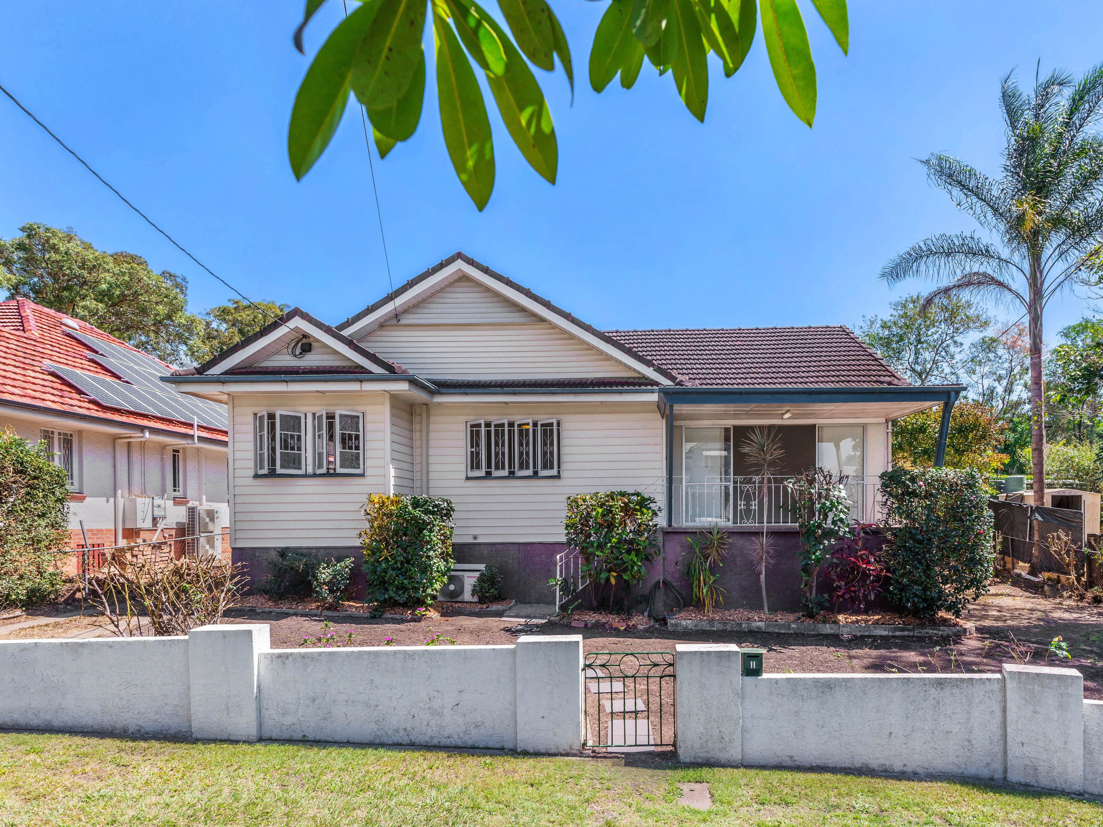 11 Tweed Street, Ashgrove QLD 4060, Ashgrove - Thumbnail 2