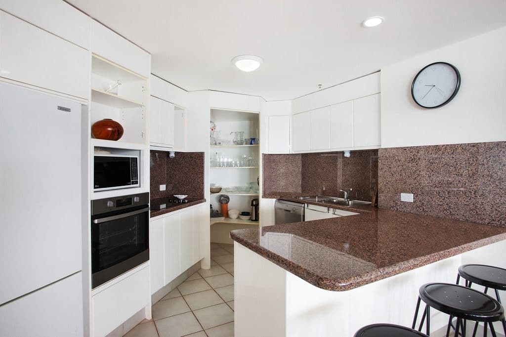 54 'Carmel By The Sea' 177 Old Burleigh Road, Broadbeach QLD 4218, Broadbeach - Thumbnail 4