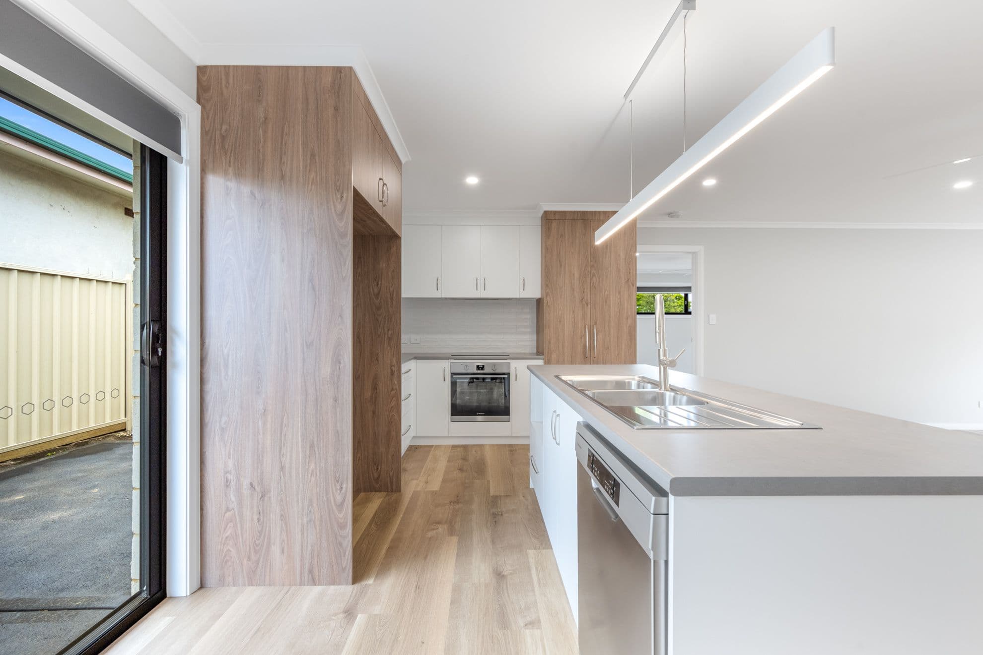 1/1A Sutton Avenue, Mount Gambier SA 5290, Mount Gambier - Thumbnail 2