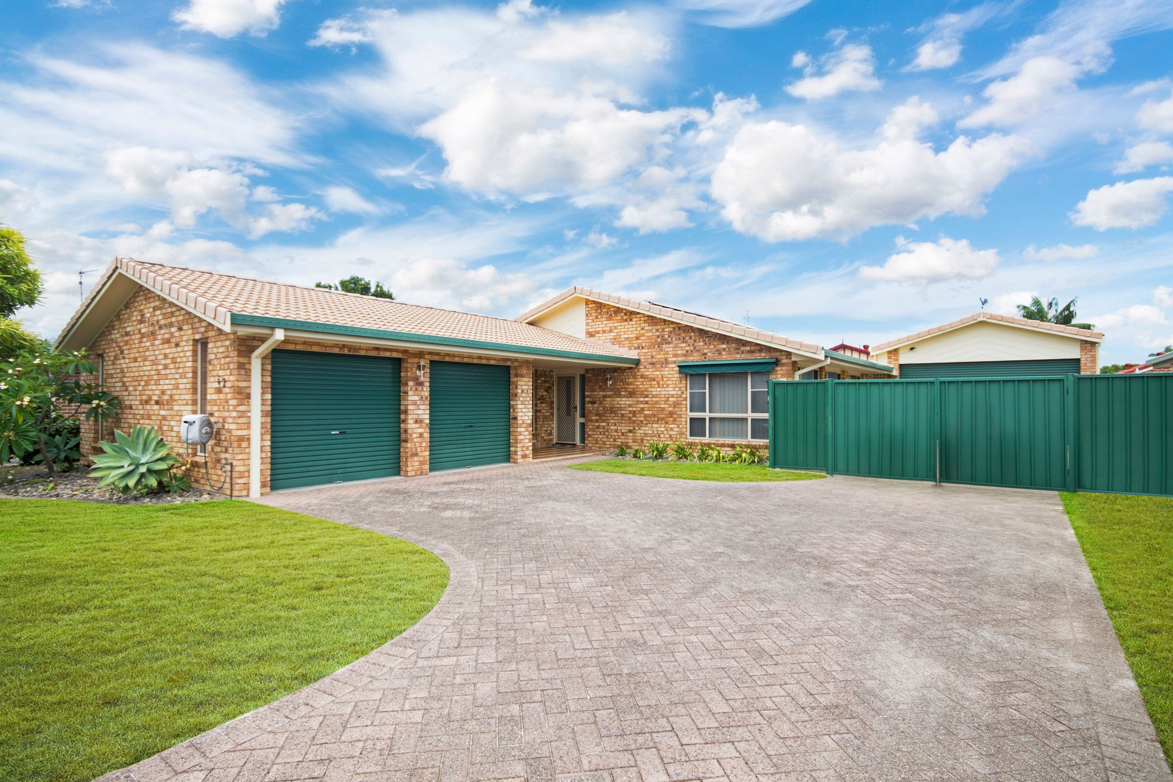 62 Acacia Circuit, Yamba - Image 1