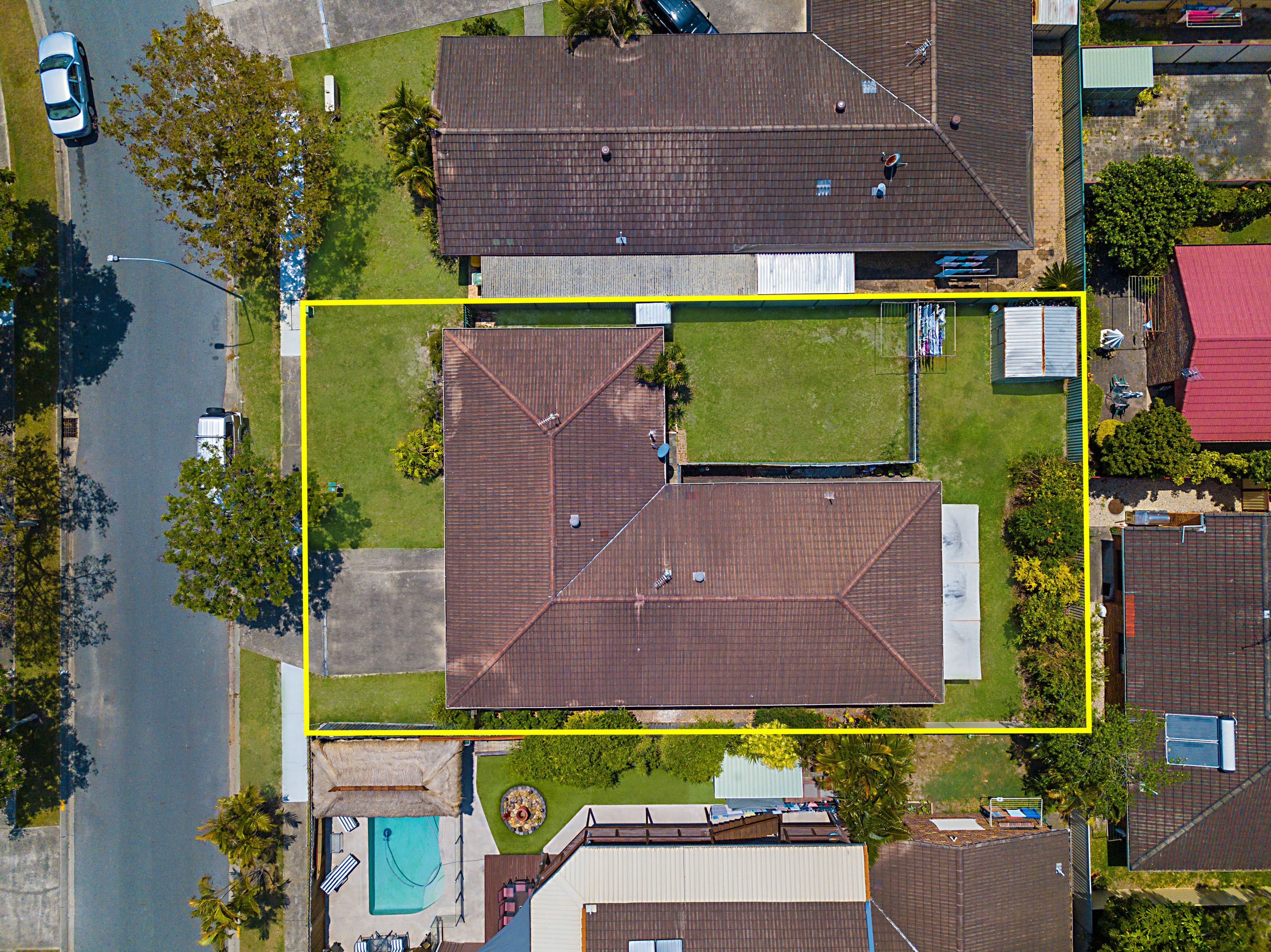 8 Peacock Place, Burleigh Waters QLD 4220, Burleigh Waters - Thumbnail 3