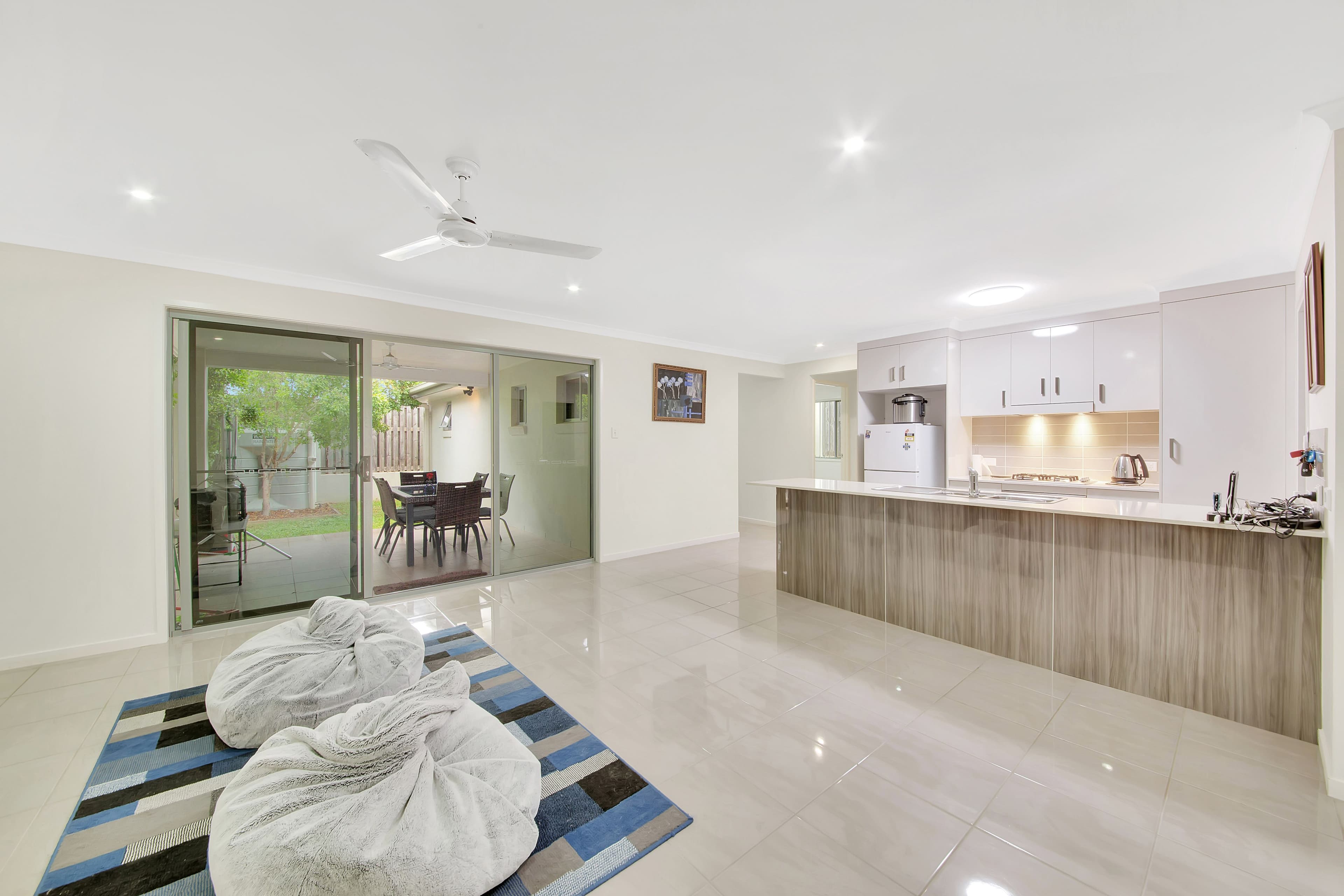 5 Sundowner Road, Clinton QLD 4680, Clinton - Thumbnail 2