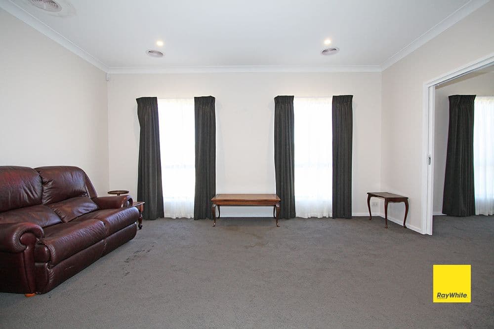 6 Carnell Close, Bungendore NSW 2621, Bungendore - Thumbnail 2