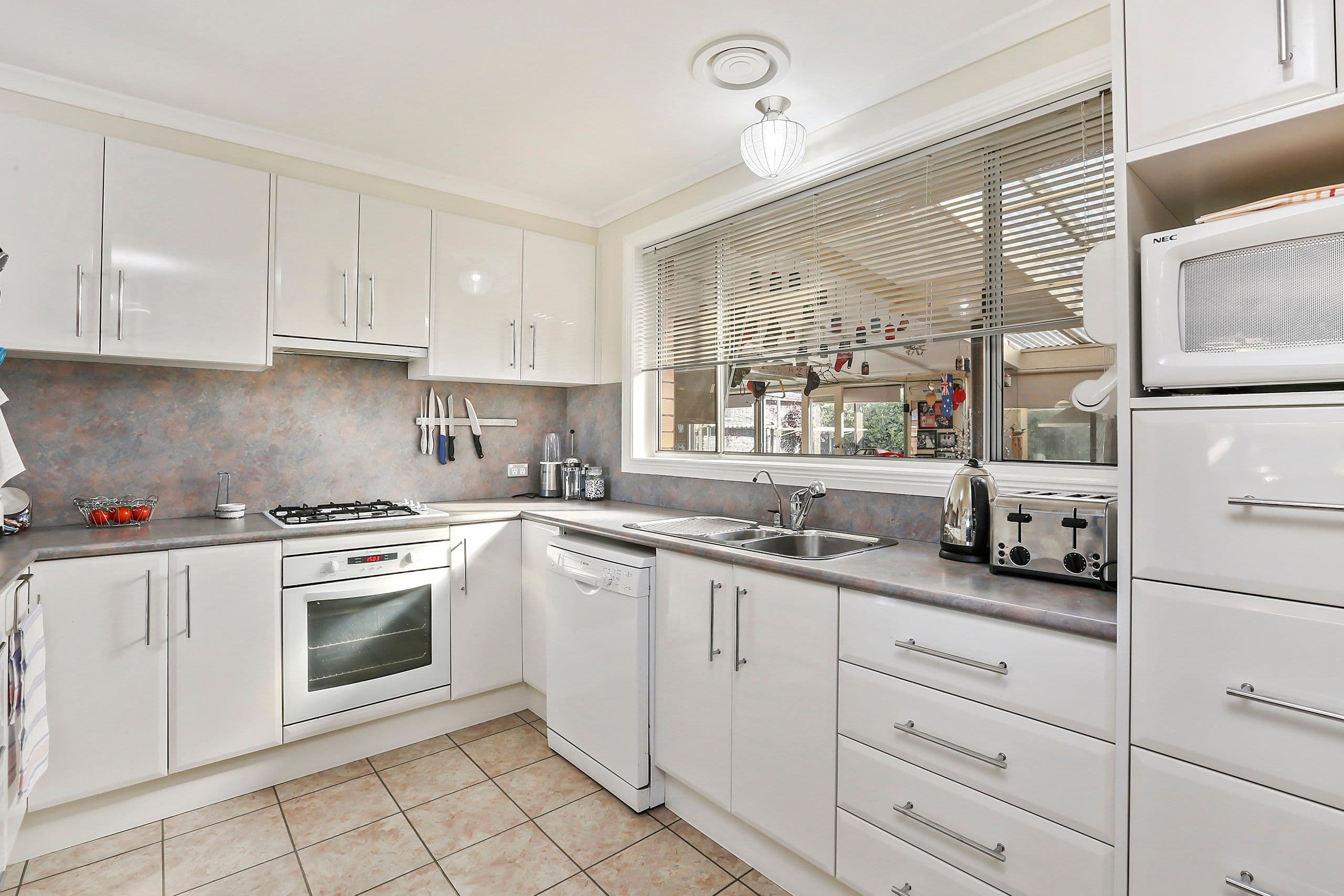 3 Redfearn Court, Corio VIC 3214, Corio - Thumbnail 3