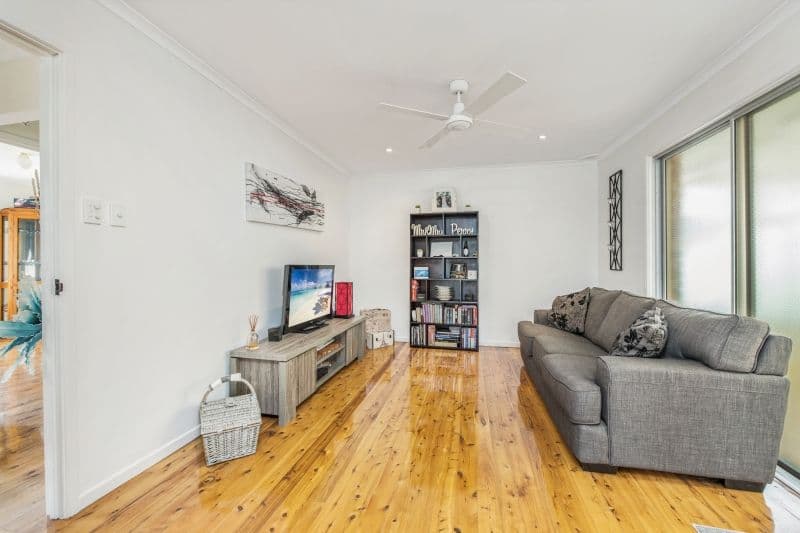 4 Anglers Drive, Bateau Bay NSW 2261, Bateau Bay - Thumbnail 4