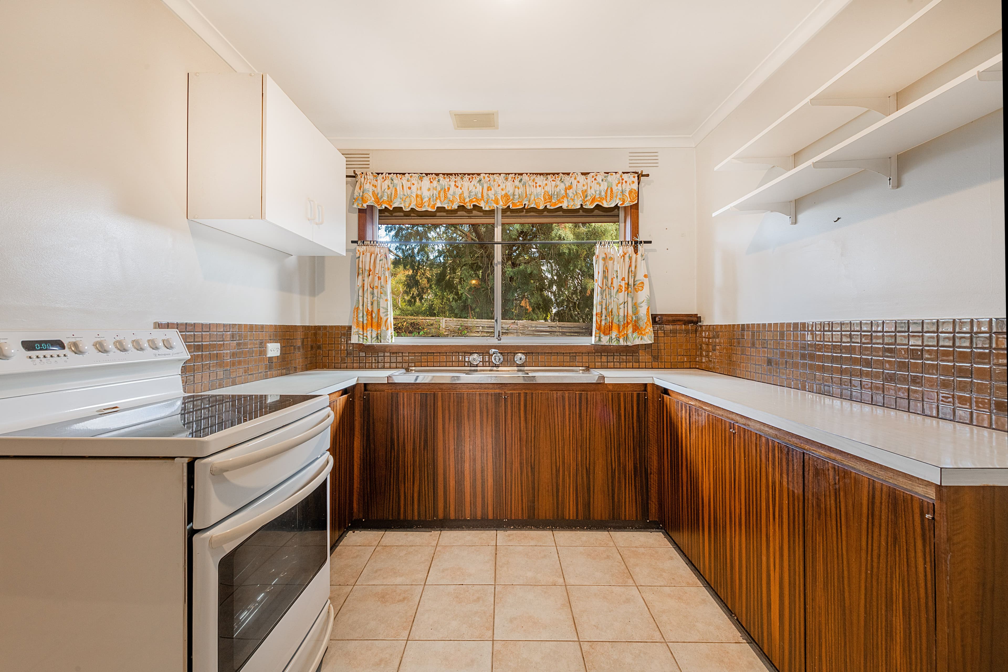 29 Orchard Road, Bayswater VIC 3153, Bayswater - Thumbnail 2