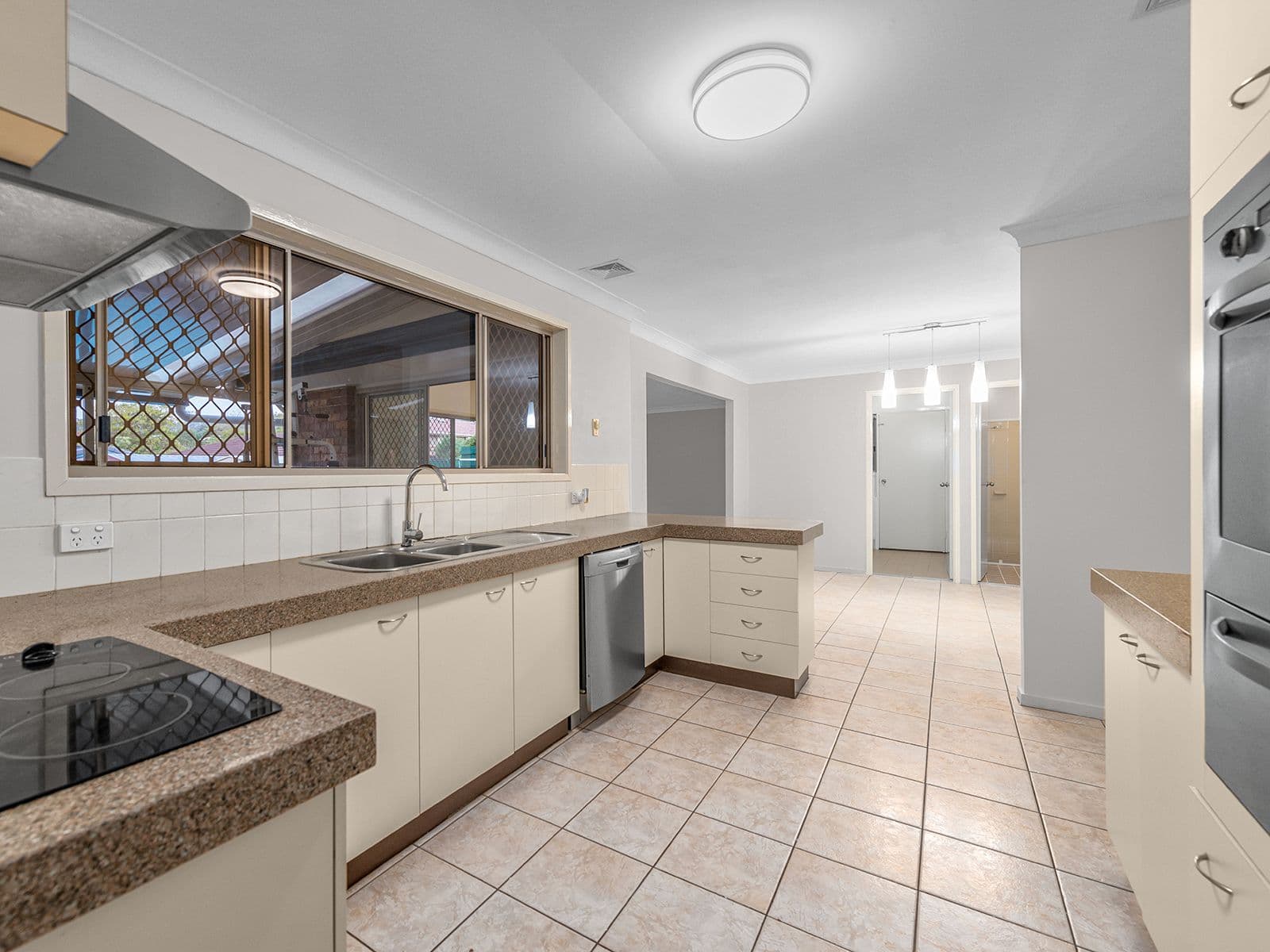 14 Aydon Court, Keperra QLD 4054, Keperra - Thumbnail 7