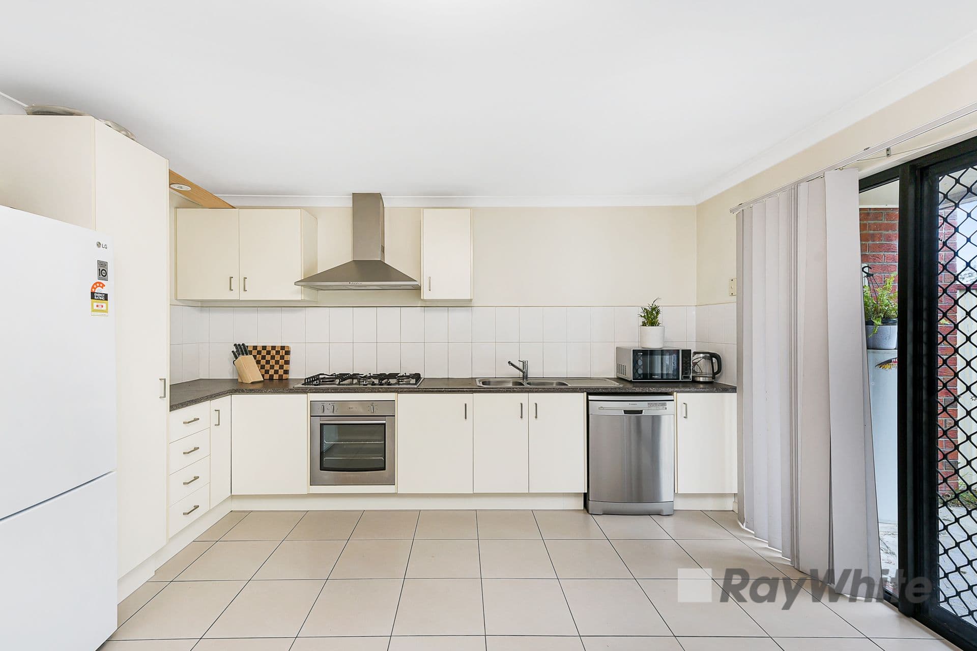 3A Baileyana Drive, Endeavour Hills VIC 3802, Endeavour Hills - Thumbnail 3