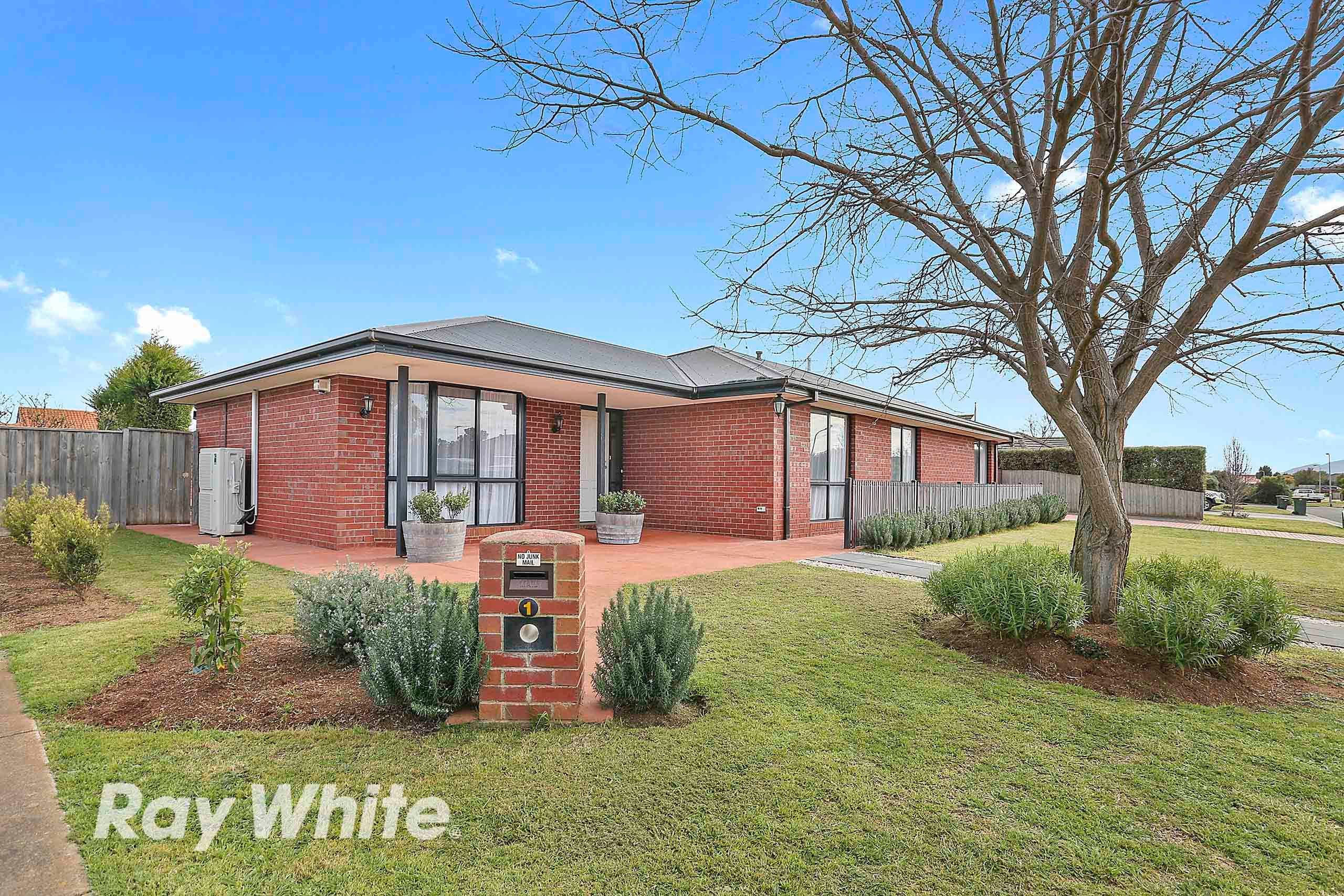 1-2 Starling Close, Lara VIC 3212, Lara - Thumbnail 2