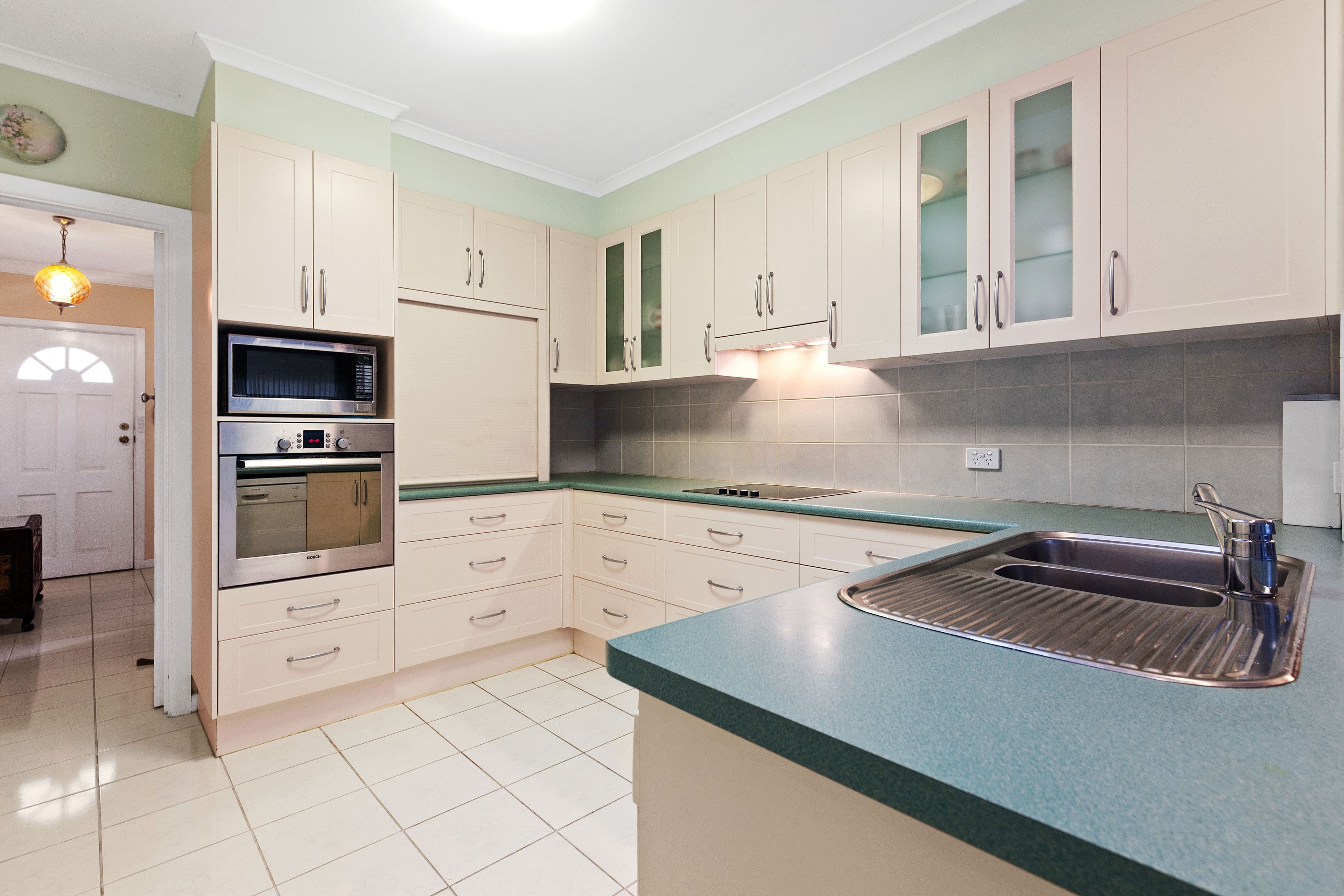 5 Una Street, Mount Waverley VIC 3149, Mount Waverley - Thumbnail 4