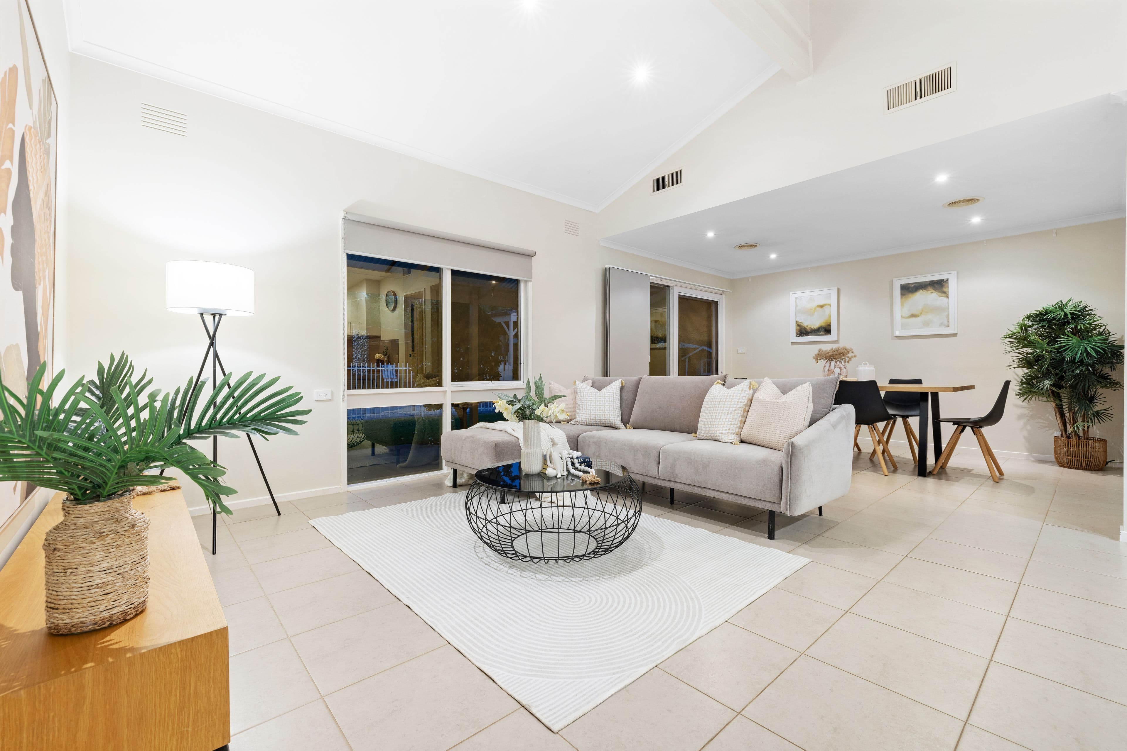 12 Wimborne Court, Bayswater North VIC 3153, Bayswater North - Thumbnail 2