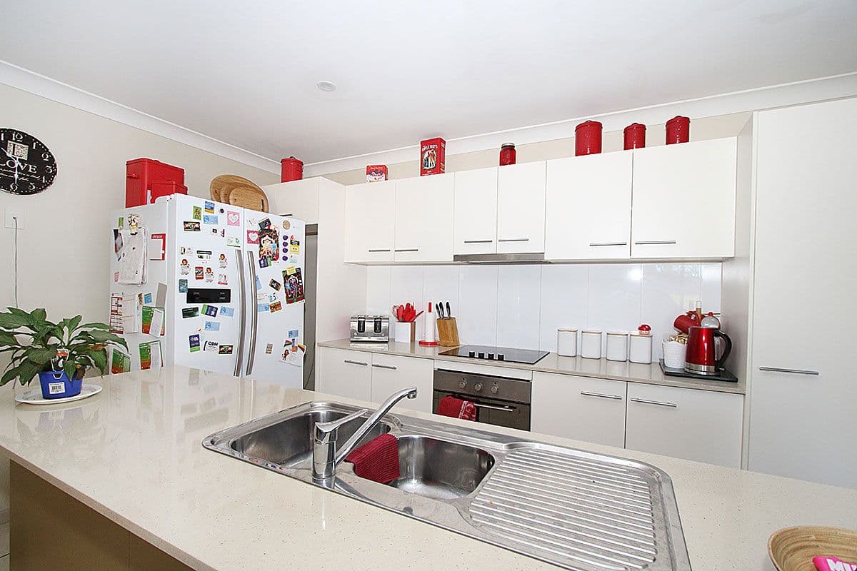 16 Lucinda Close, Chuwar QLD 4306, Chuwar - Thumbnail 3