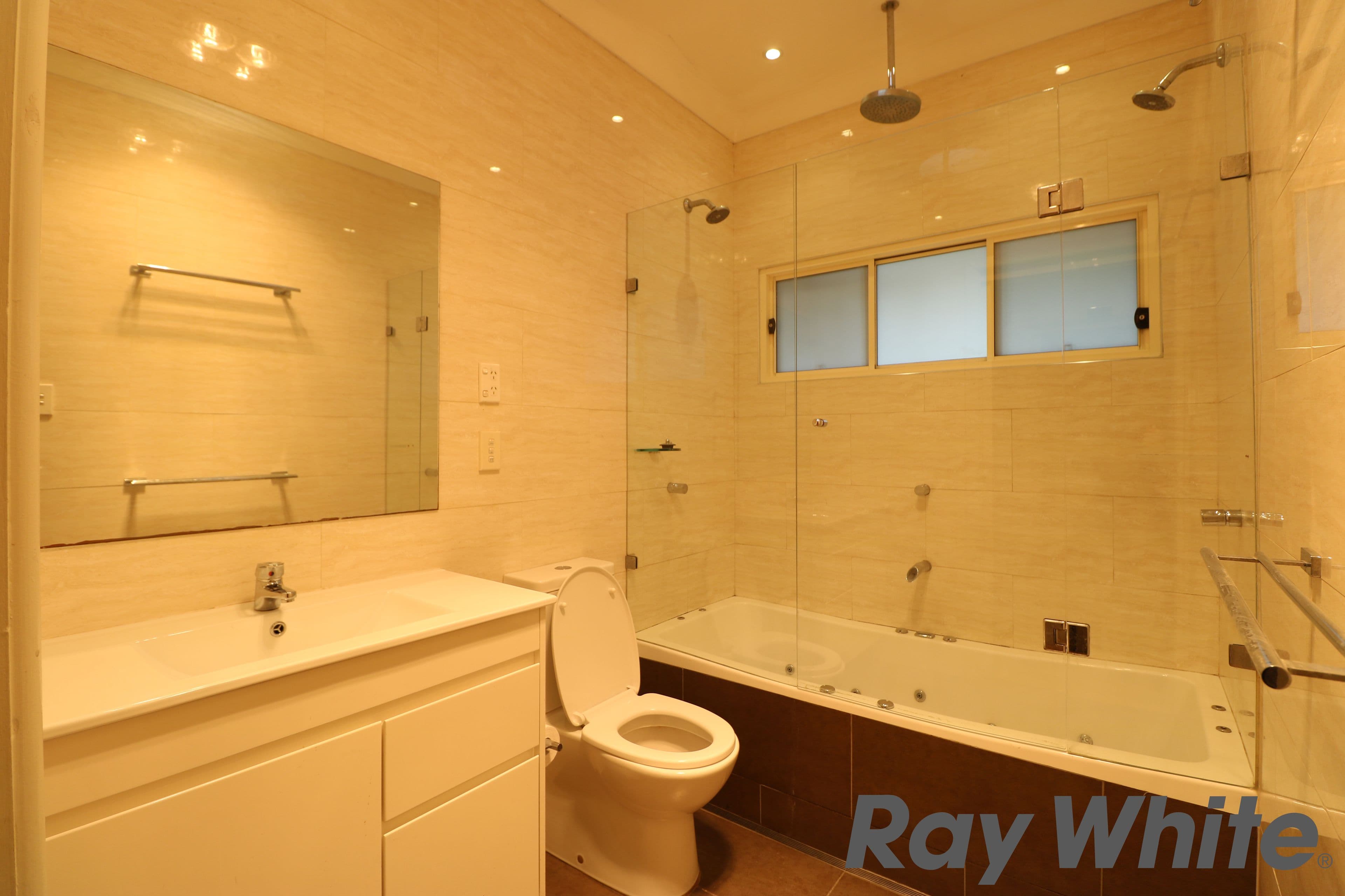 9 Grant Avenue, Cabramatta NSW 2166, Cabramatta - Thumbnail 5