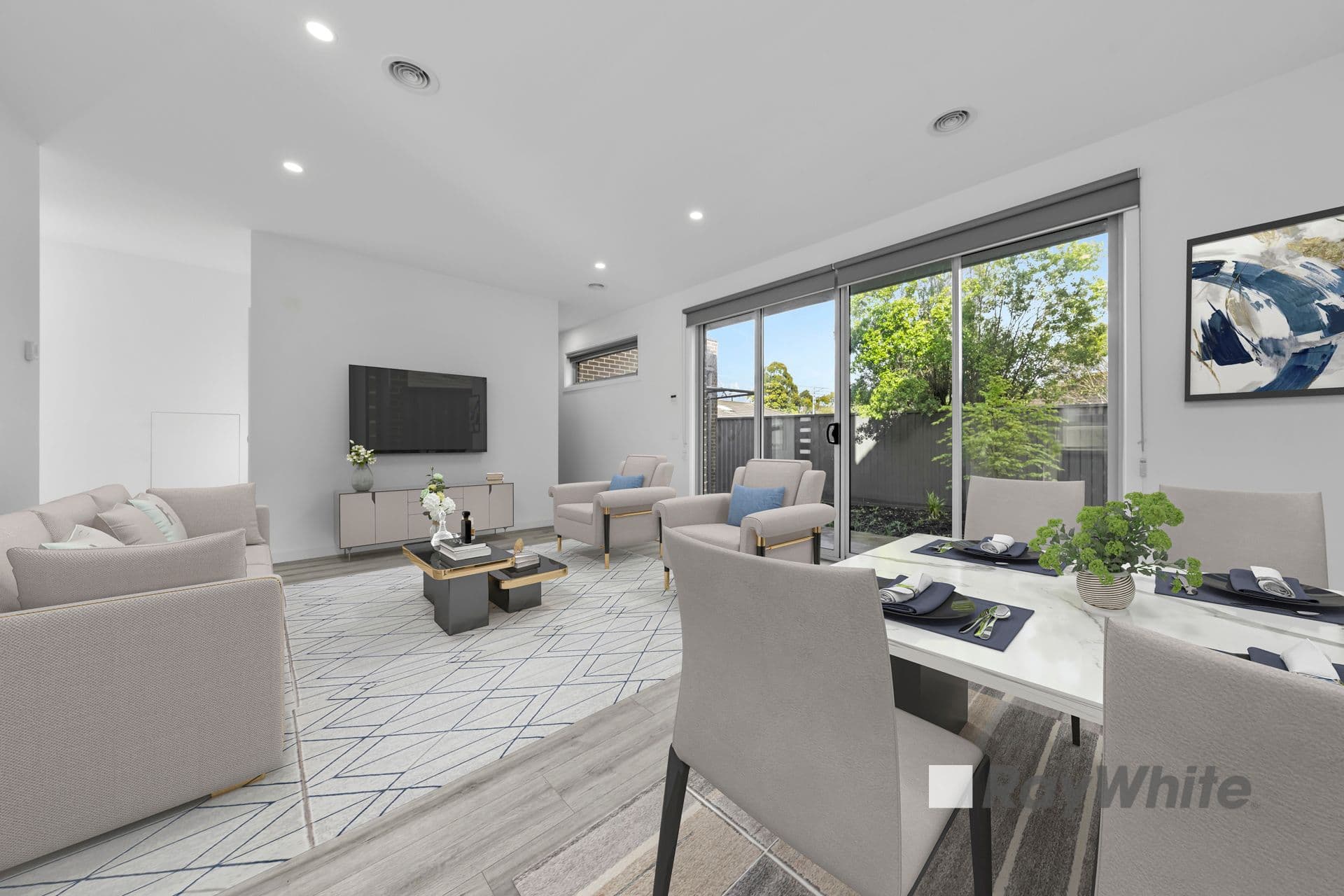 98 Sweeney Drive, Narre Warren VIC 3805, Narre Warren - Thumbnail 2
