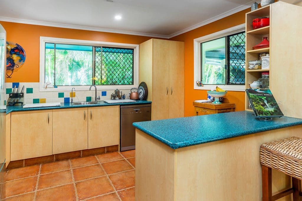 36 Mungala Street, Hope Island QLD 4212, Hope Island - Thumbnail 3