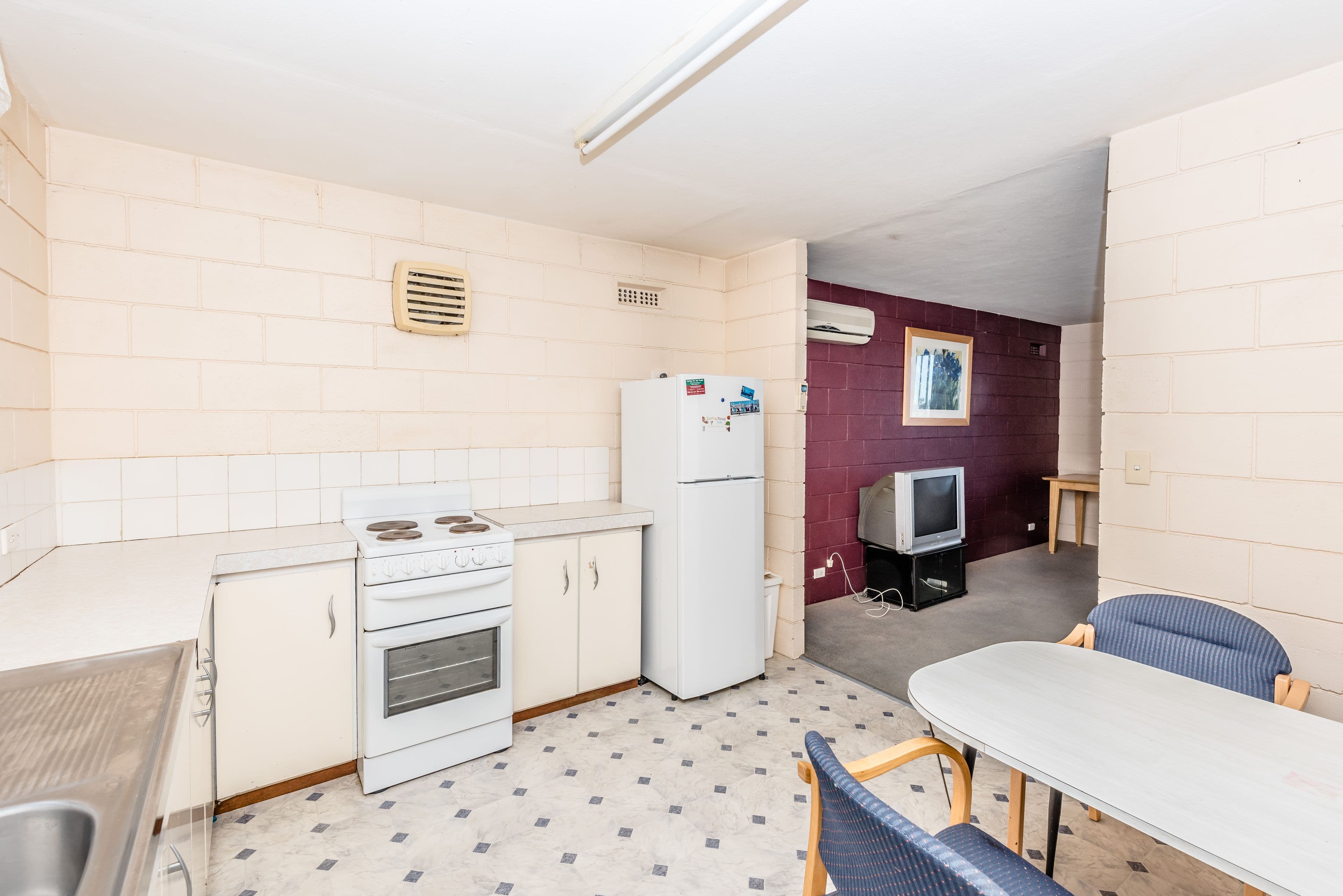3/49 Urch Street, Beresford WA 6530, Beresford - Thumbnail 3