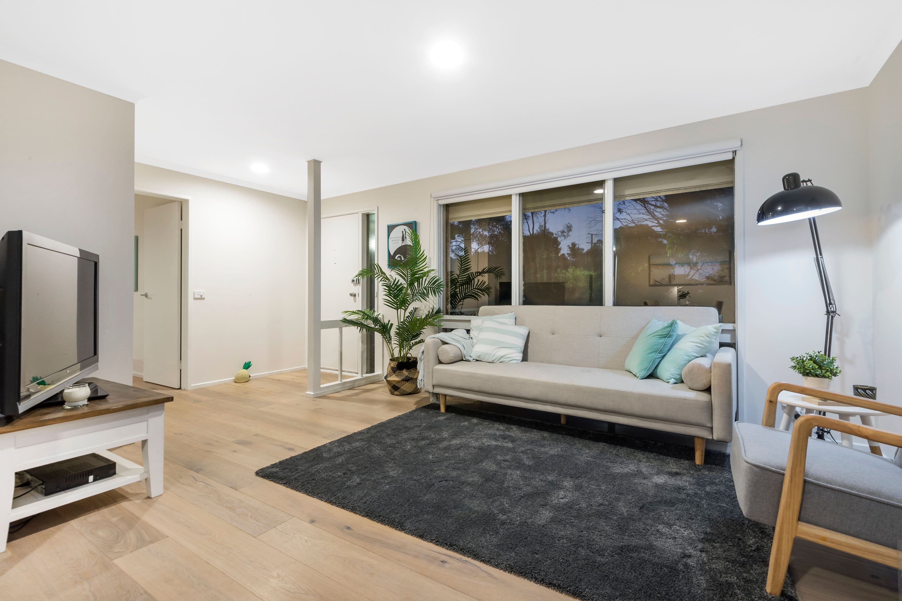 80 Raphael Crescent, Frankston VIC 3199, Frankston - Thumbnail 2