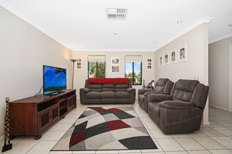 16 Almurta Court, Springdale Heights - Thumbnail 6