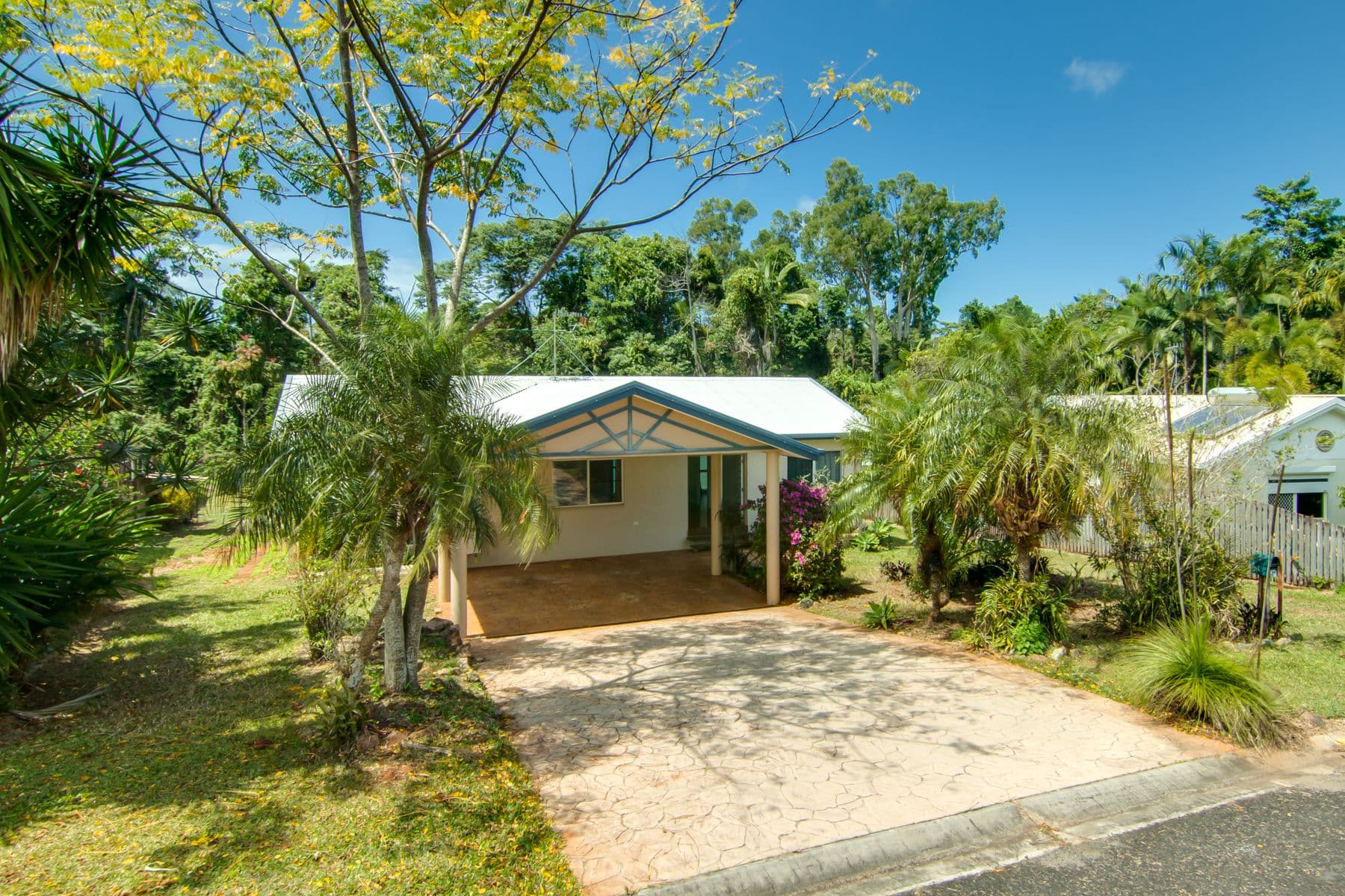 27 Kent Close, Mission Beach QLD 4852, Mission Beach - Image 1