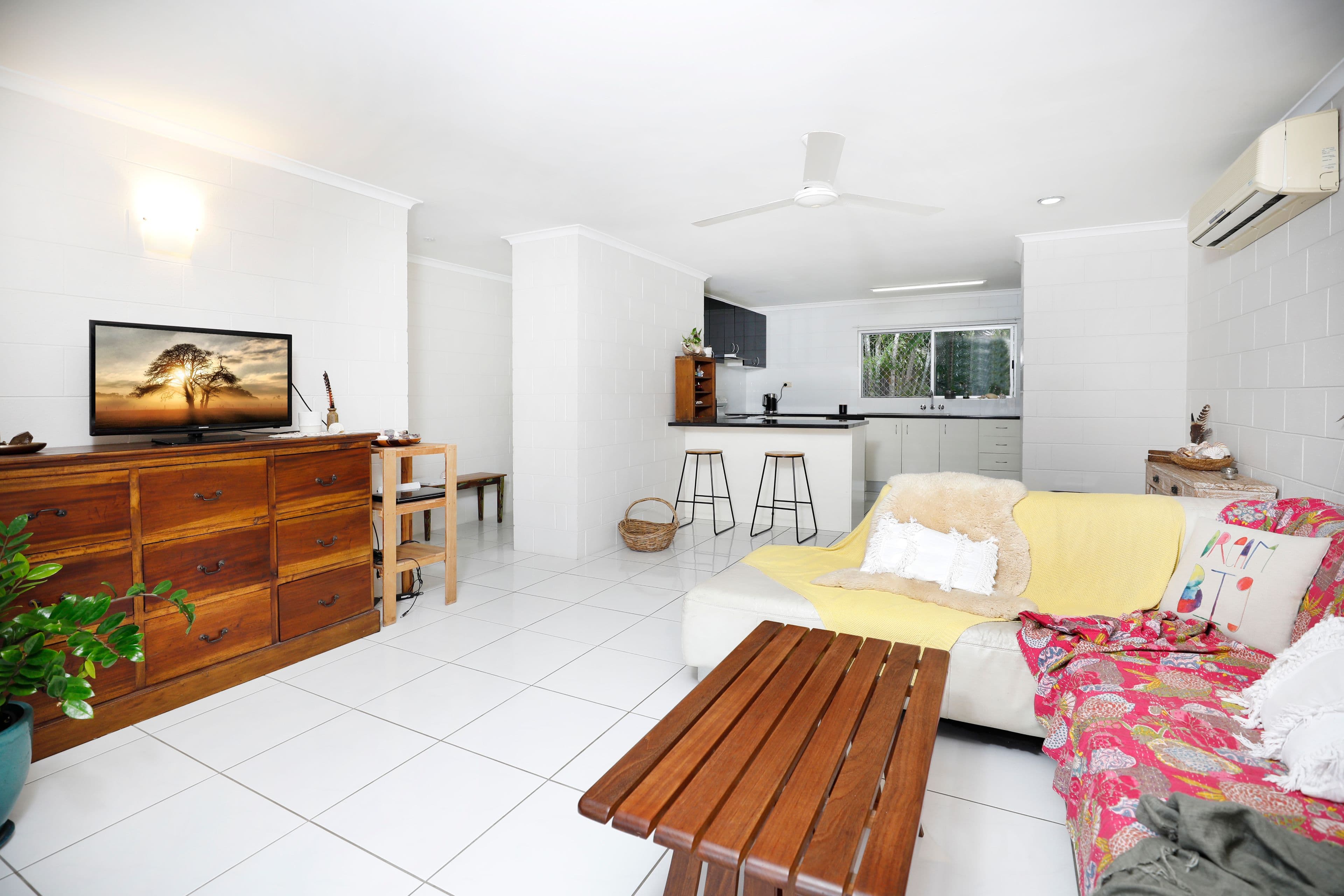 37 Tamarind Street, Holloways Beach QLD 4878, Holloways Beach - Thumbnail 4
