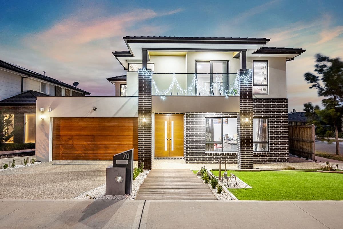 70 Hedgevale Drive, Officer VIC 3809, Officer - Image 1