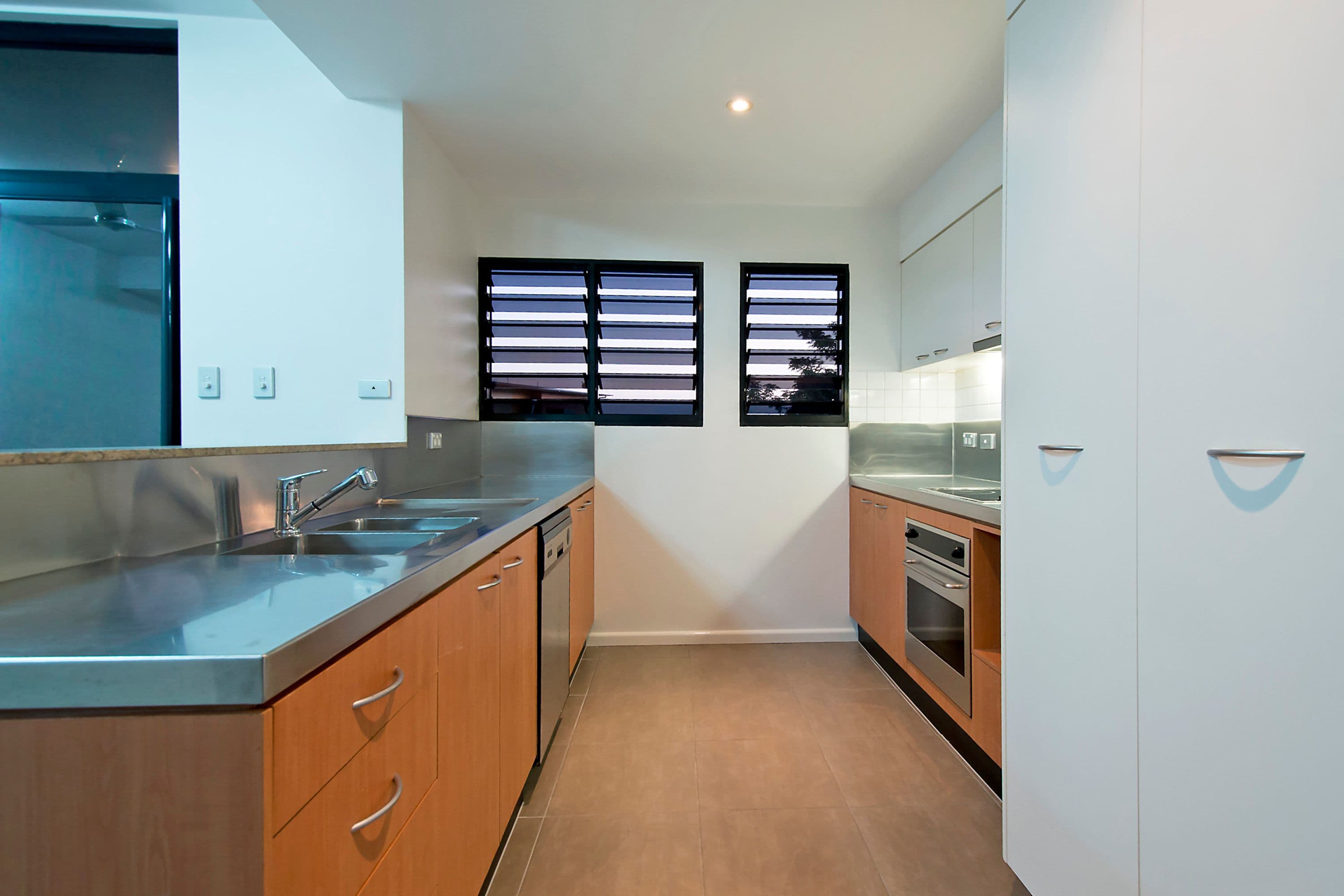 2/30B Duke Street, Stuart Park NT 0820, Stuart Park - Thumbnail 5