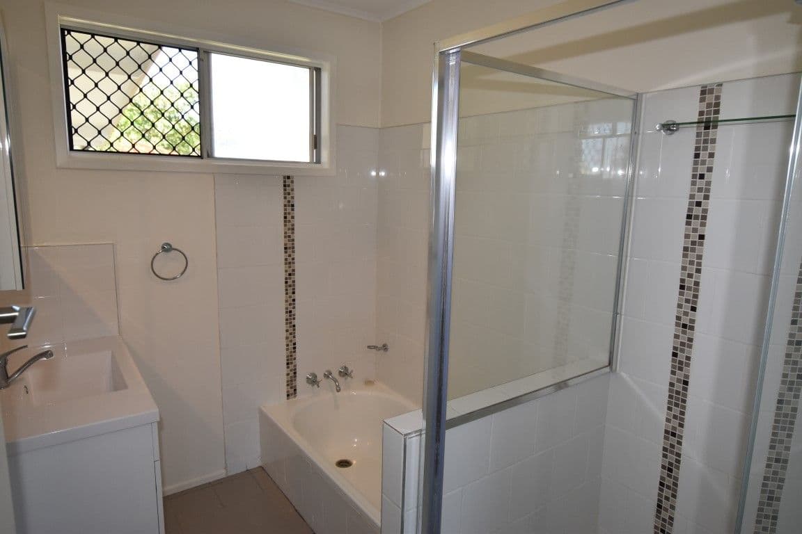 14 Schafer Street, Clinton QLD 4680, Clinton - Thumbnail 7