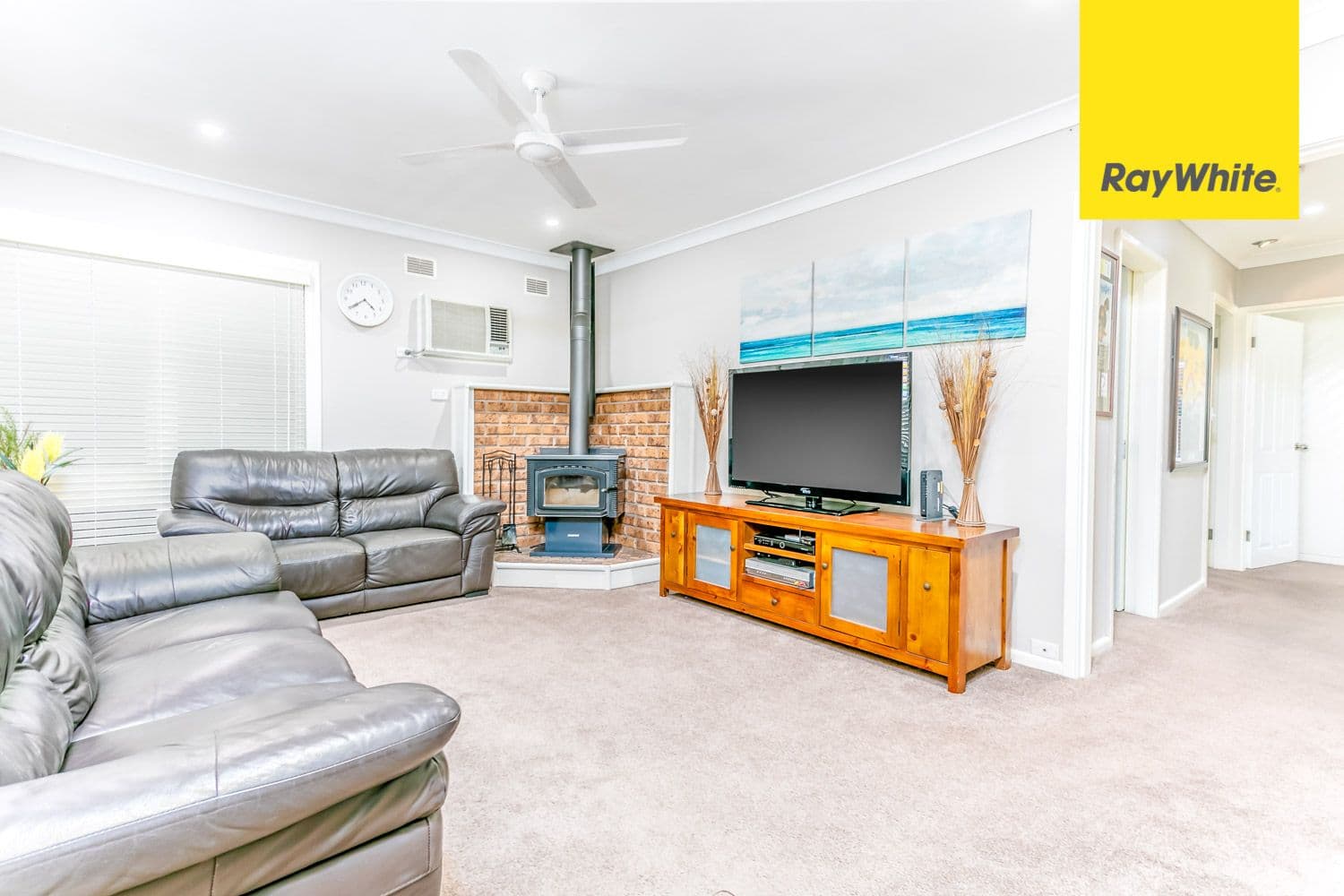 443 Luxford Road, Lethbridge Park - Thumbnail 2