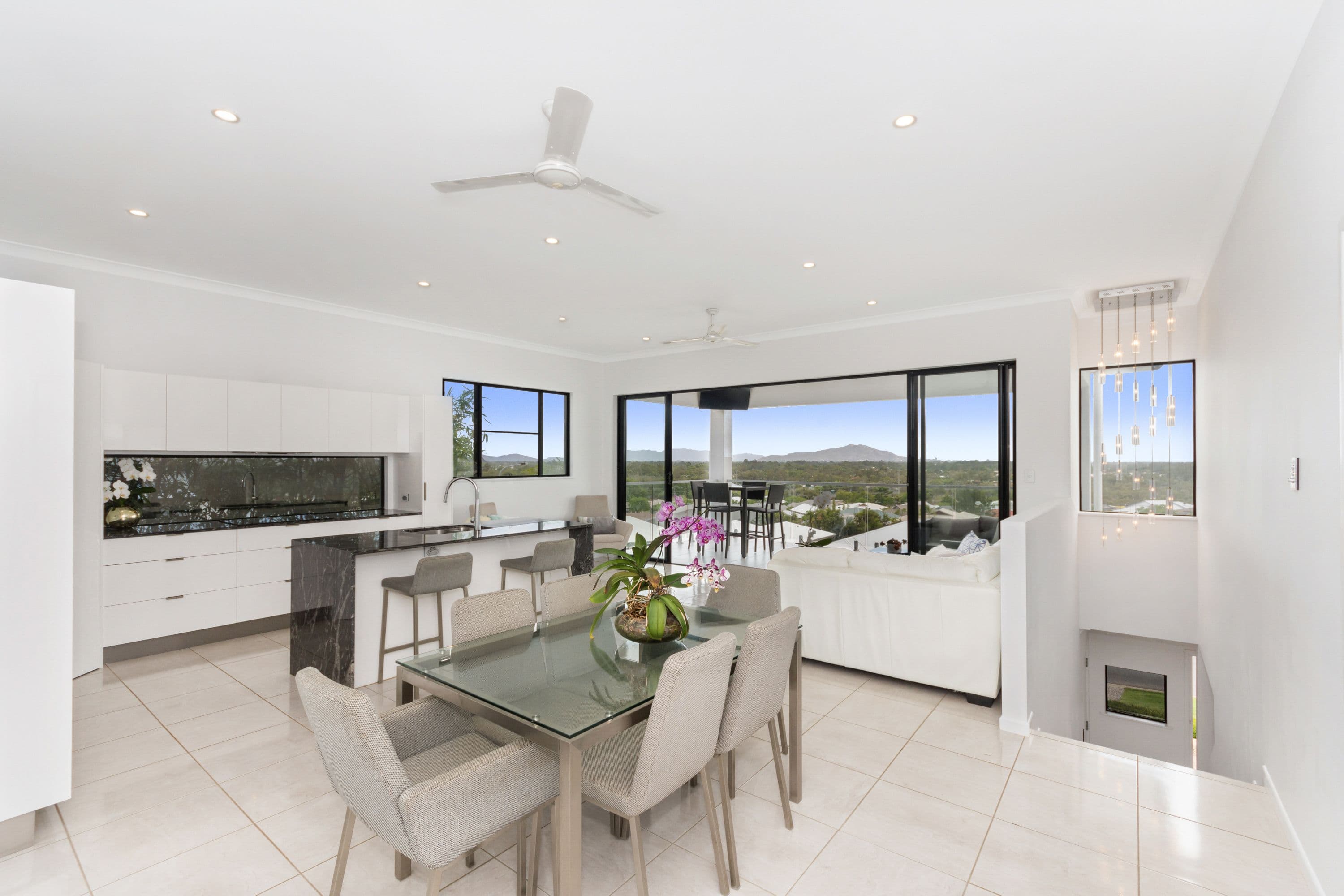 21 Girraween Avenue, Douglas QLD 4814, Douglas - Thumbnail 2