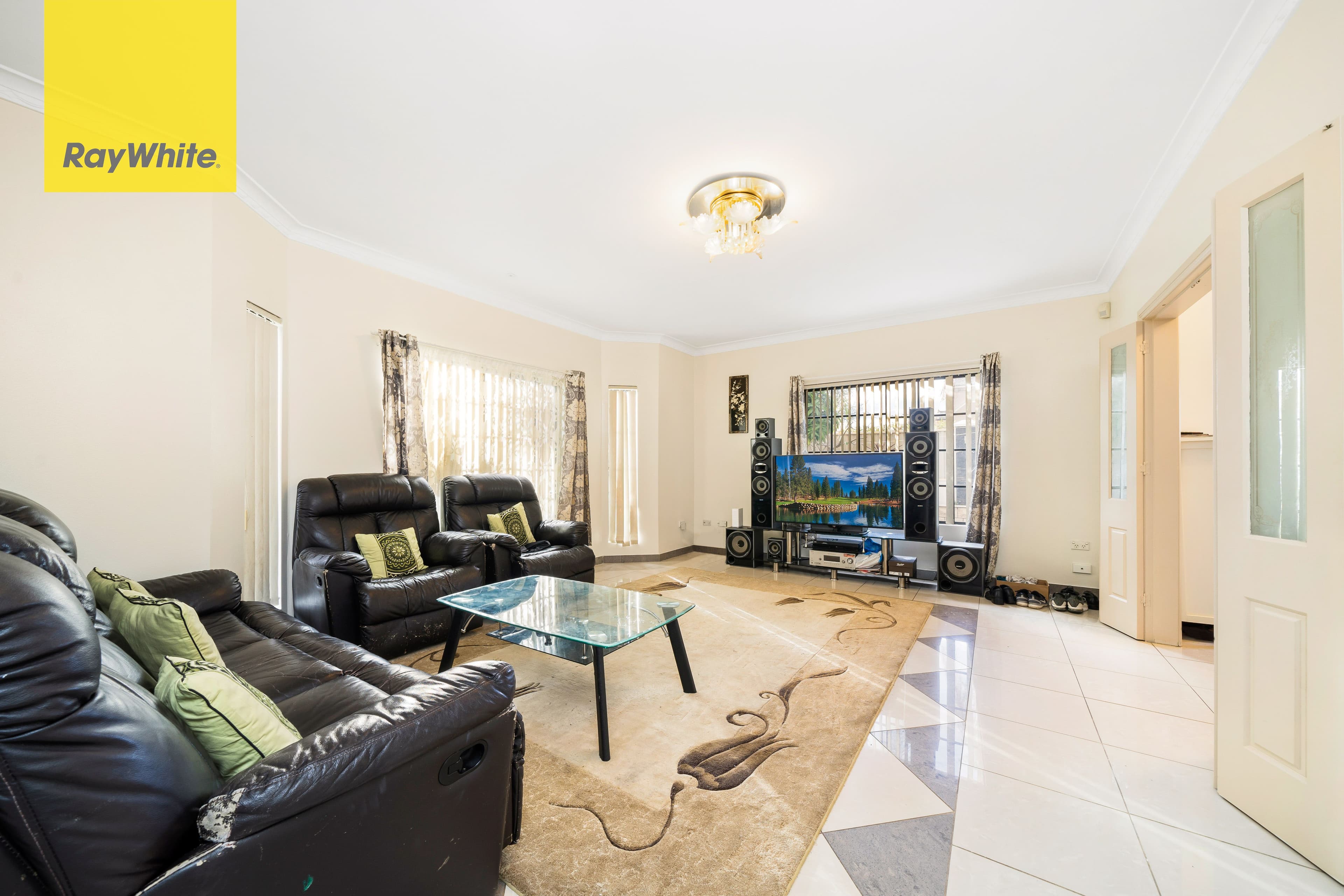 191 Acacia Avenue, Greenacre - Thumbnail 3