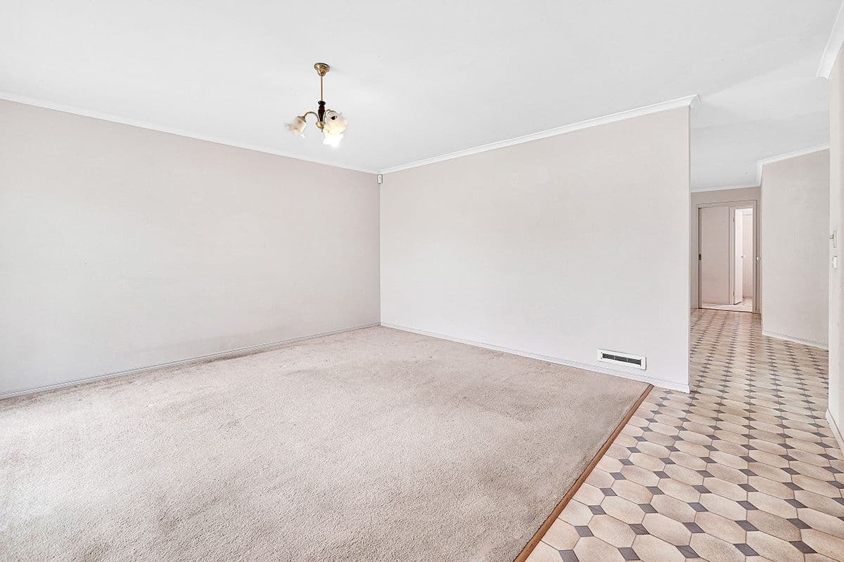 16 Breamlea Way, Cranbourne West VIC 3977, Cranbourne West - Thumbnail 4