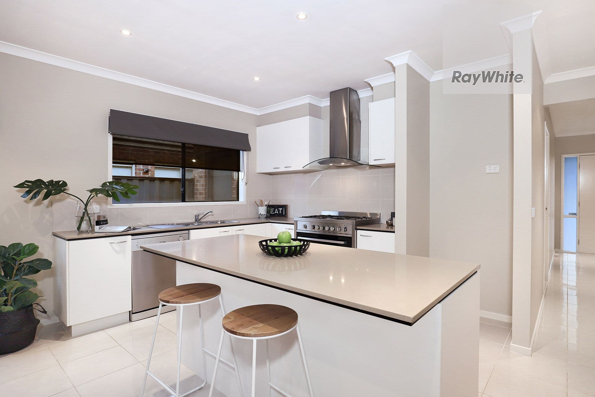 15 Eminence Way, Craigieburn VIC 3064, Craigieburn - Thumbnail 4