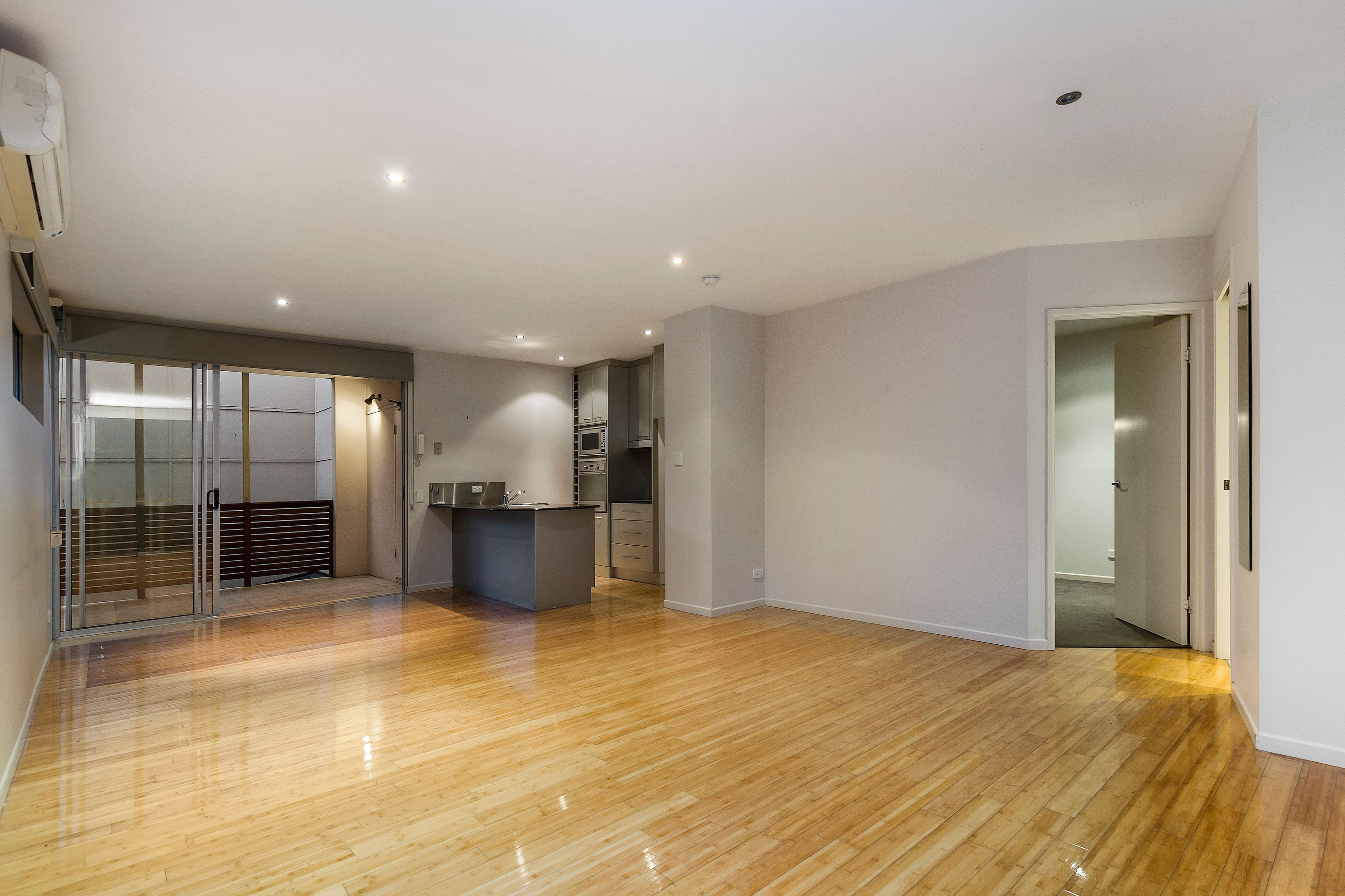 26 Berry Street, Spring Hill QLD 4000, Spring Hill - Thumbnail 4