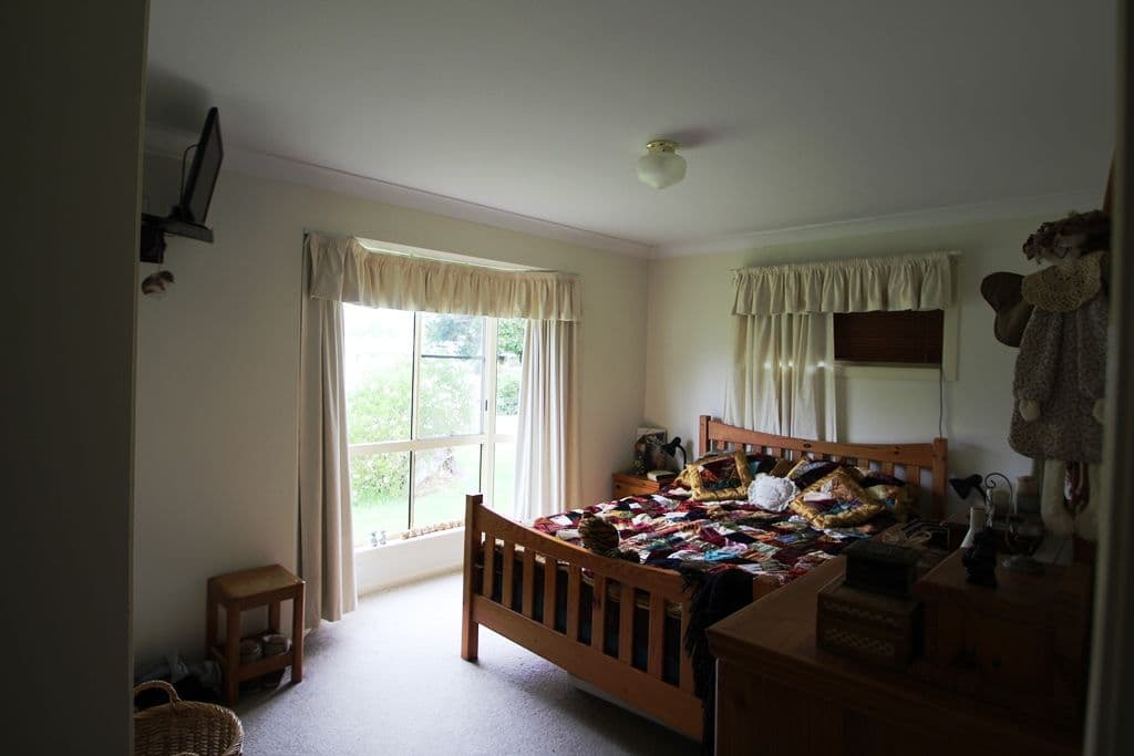 9 Royal Crescent, BEACONSFIELD VIC, Beaconsfield - Thumbnail 3