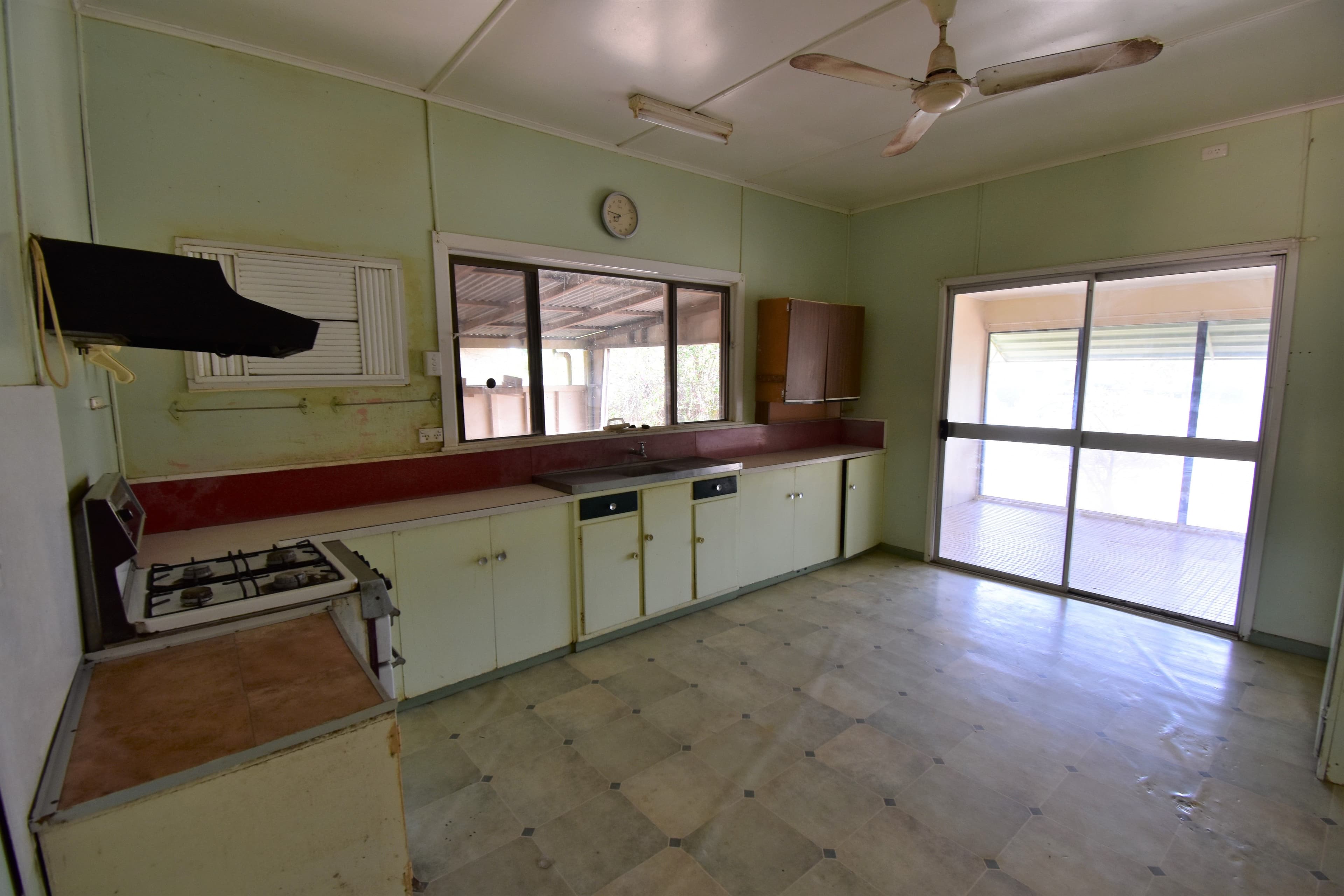 33 Vindex Street, Winton QLD 4735, Winton - Thumbnail 3