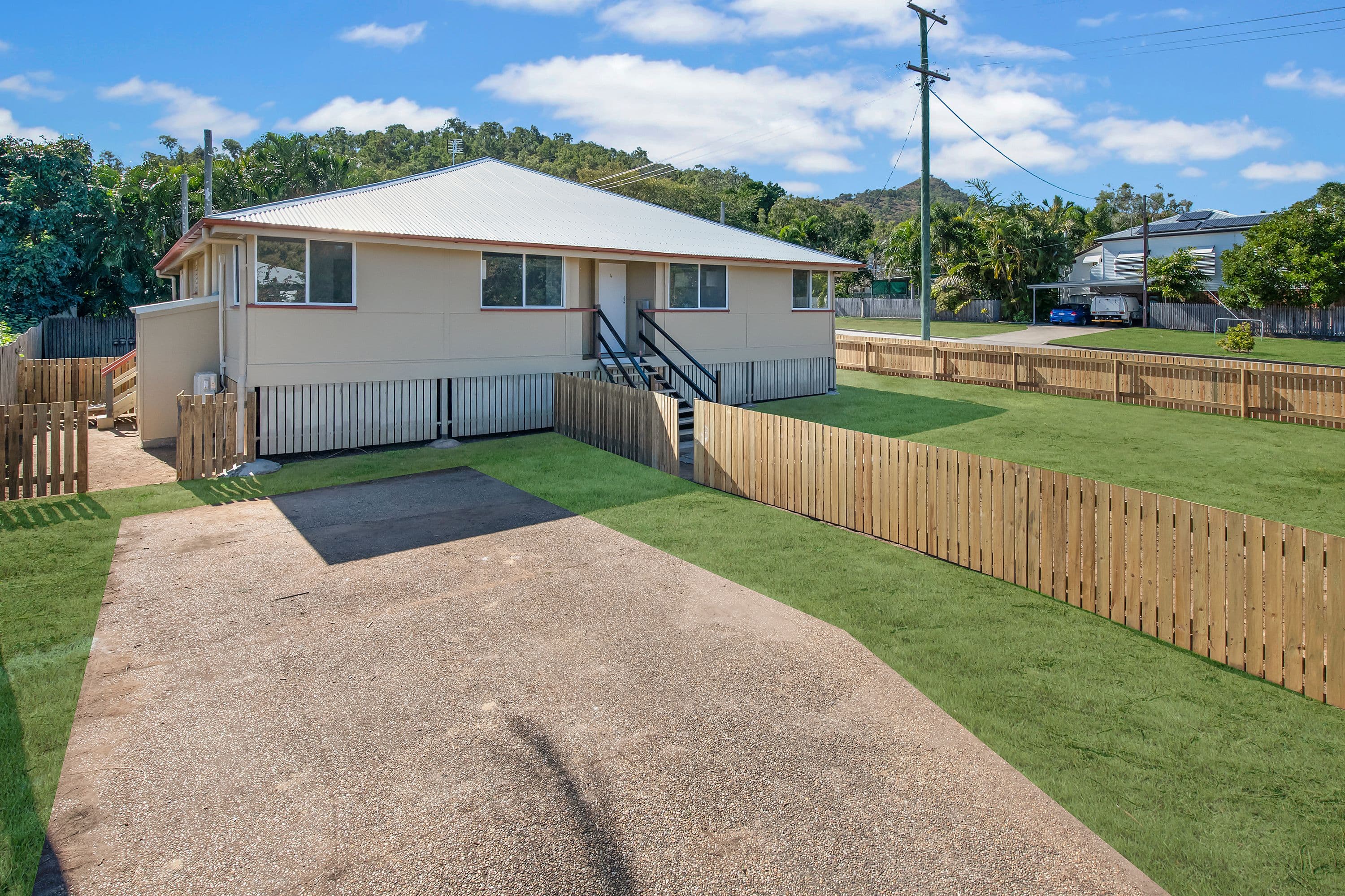 105 Stagpole Street, West End QLD 4810, West End - Image 1