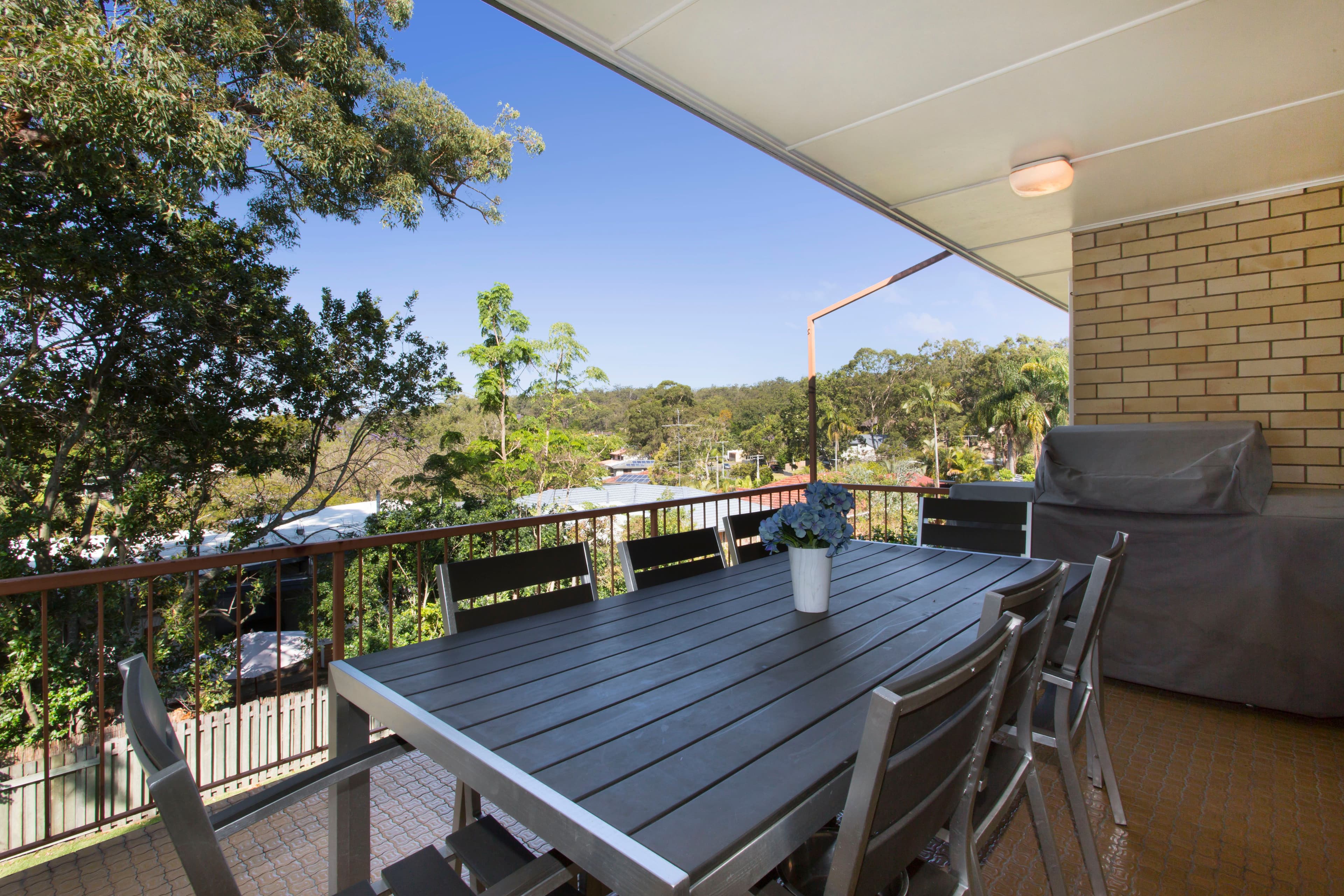 8 Barnehurst Street, Tarragindi QLD 4121, Tarragindi - Image 1