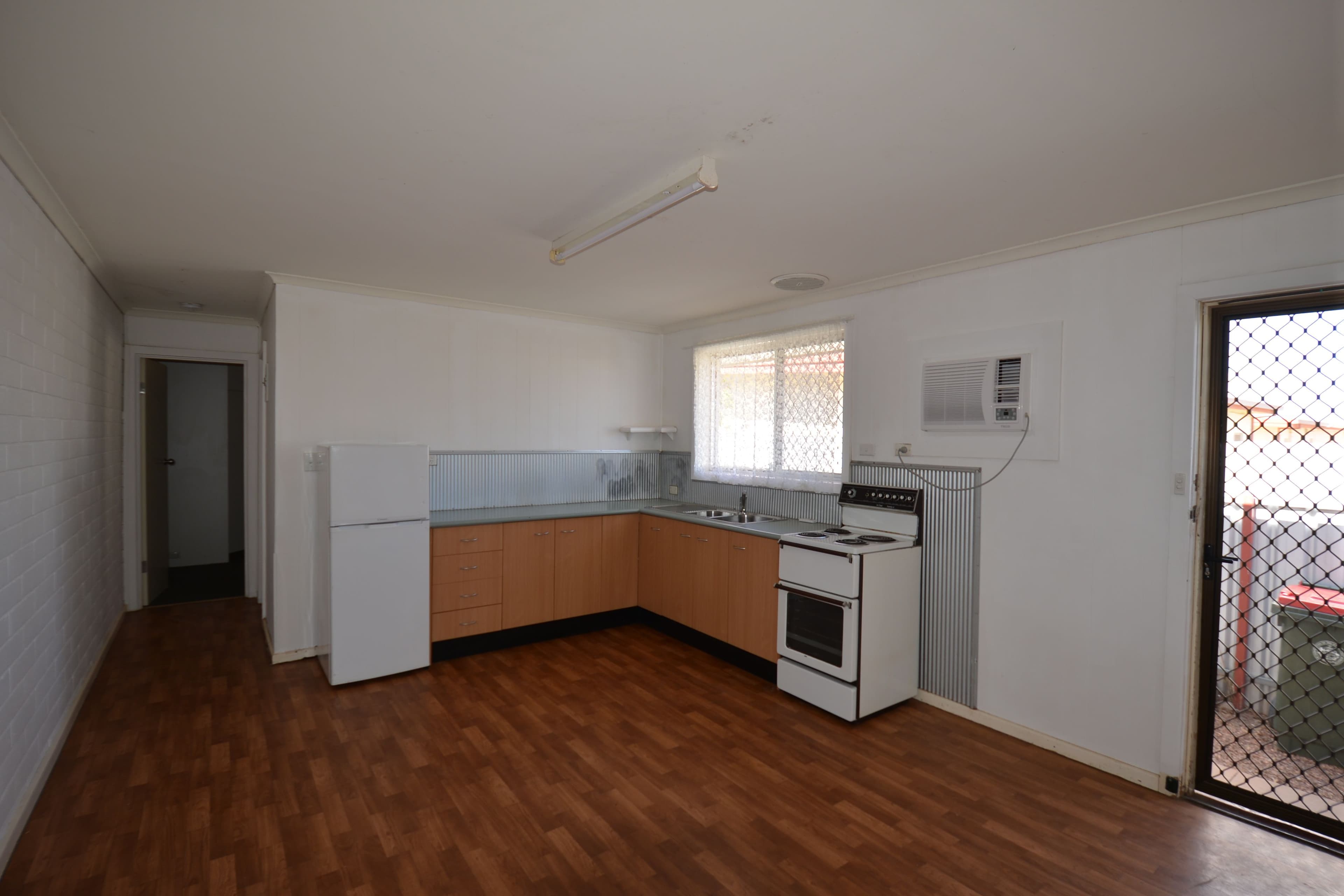 10/5 Dennis Street, Port Augusta SA 5700, Port Augusta - Thumbnail 3