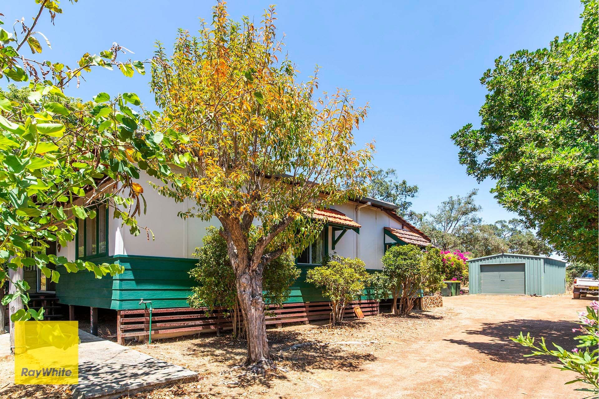 8 Boonooloo Road, Kalamunda WA 6076, Kalamunda - Thumbnail 4