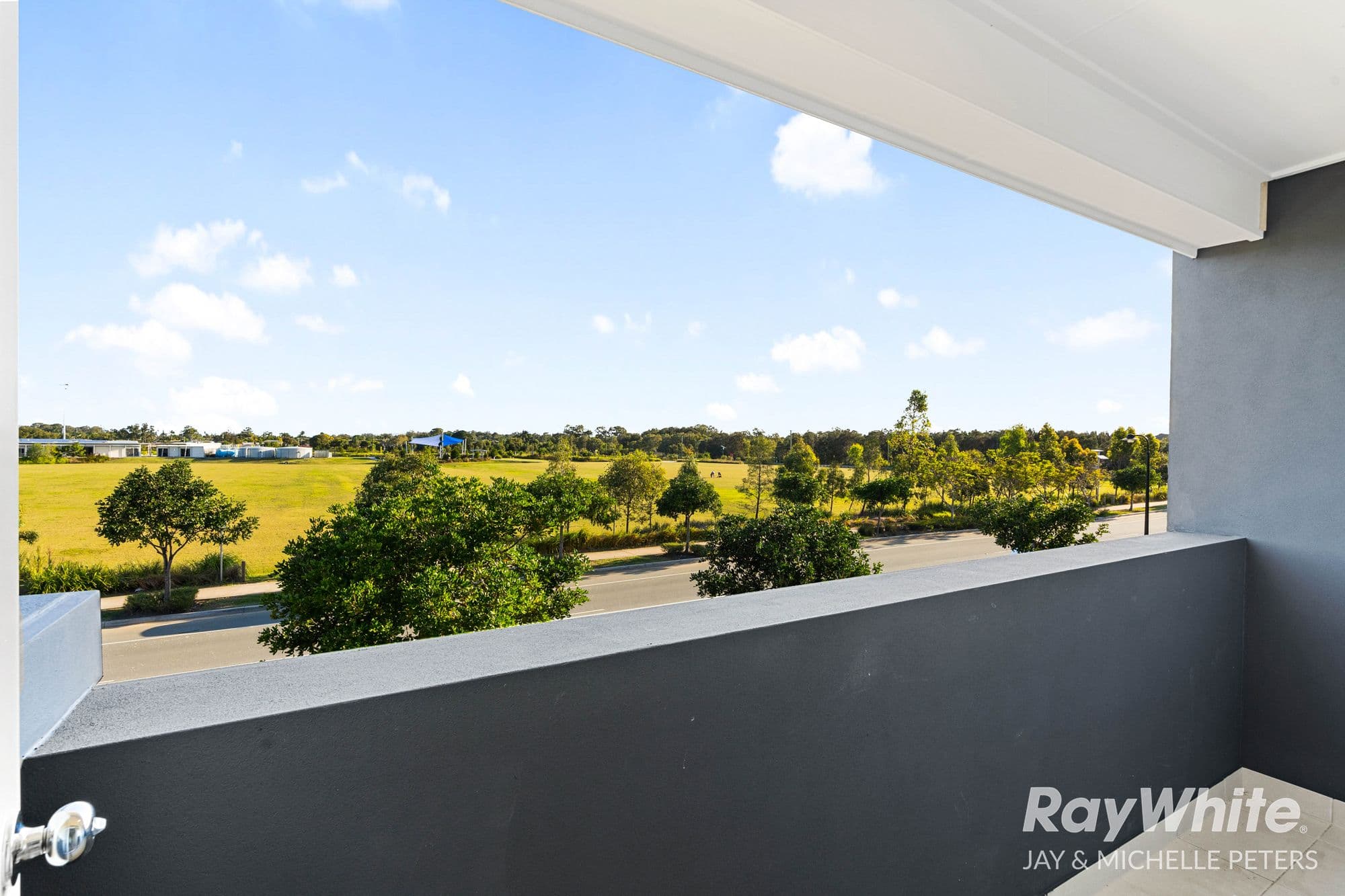 214 Lakeview Promenade, Newport QLD 4020, Newport - Thumbnail 8