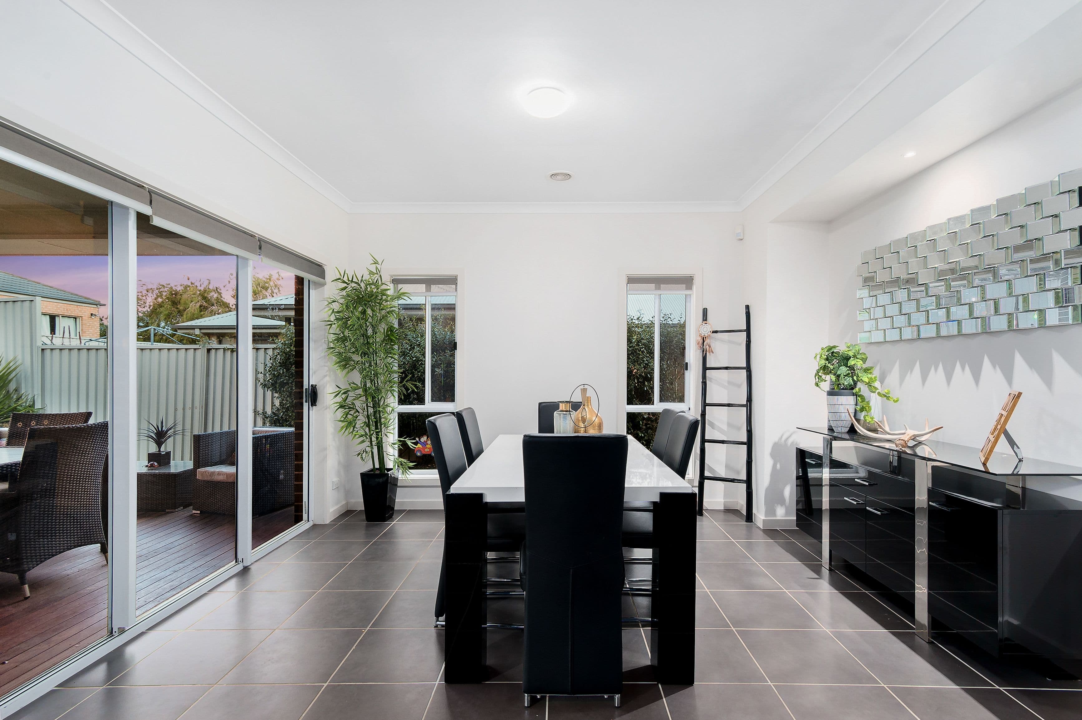 17 Botanic Drive, Pakenham VIC 3810, Pakenham - Thumbnail 5
