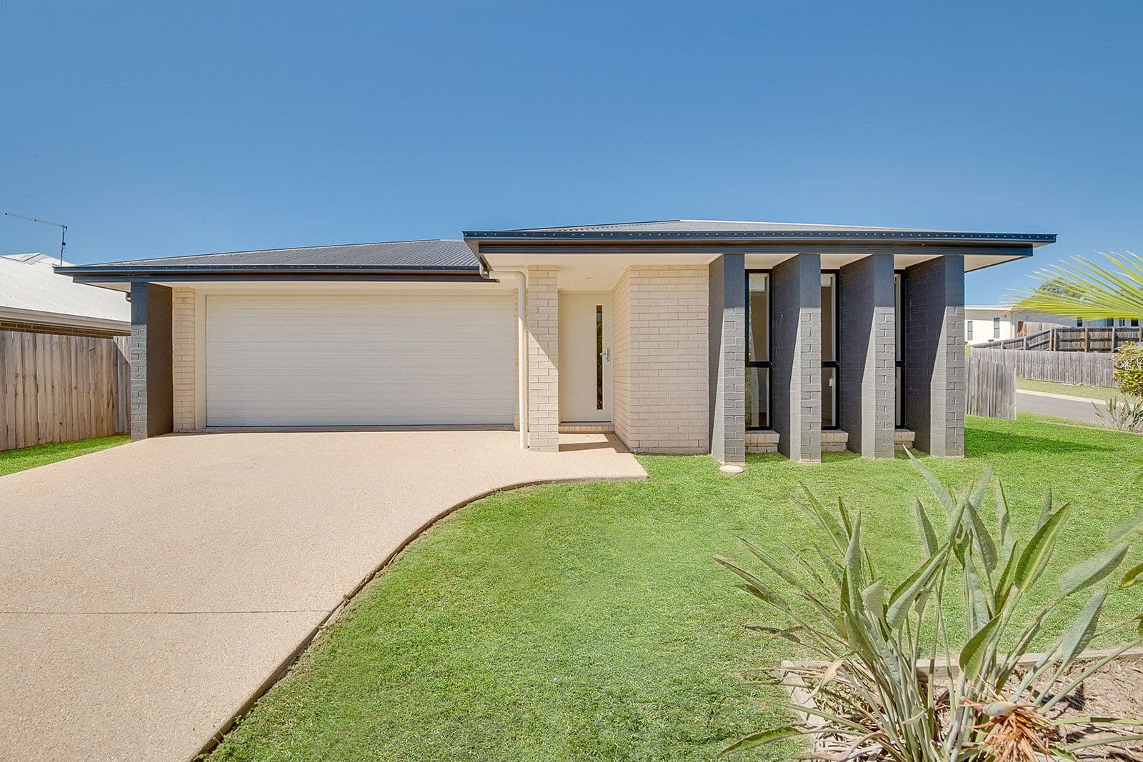 1 Namadgi Terrace, New Auckland QLD 4680, New Auckland - Image 1