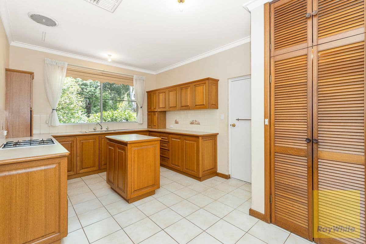 29 Brady Road, Lesmurdie WA 6076, Lesmurdie - Thumbnail 6