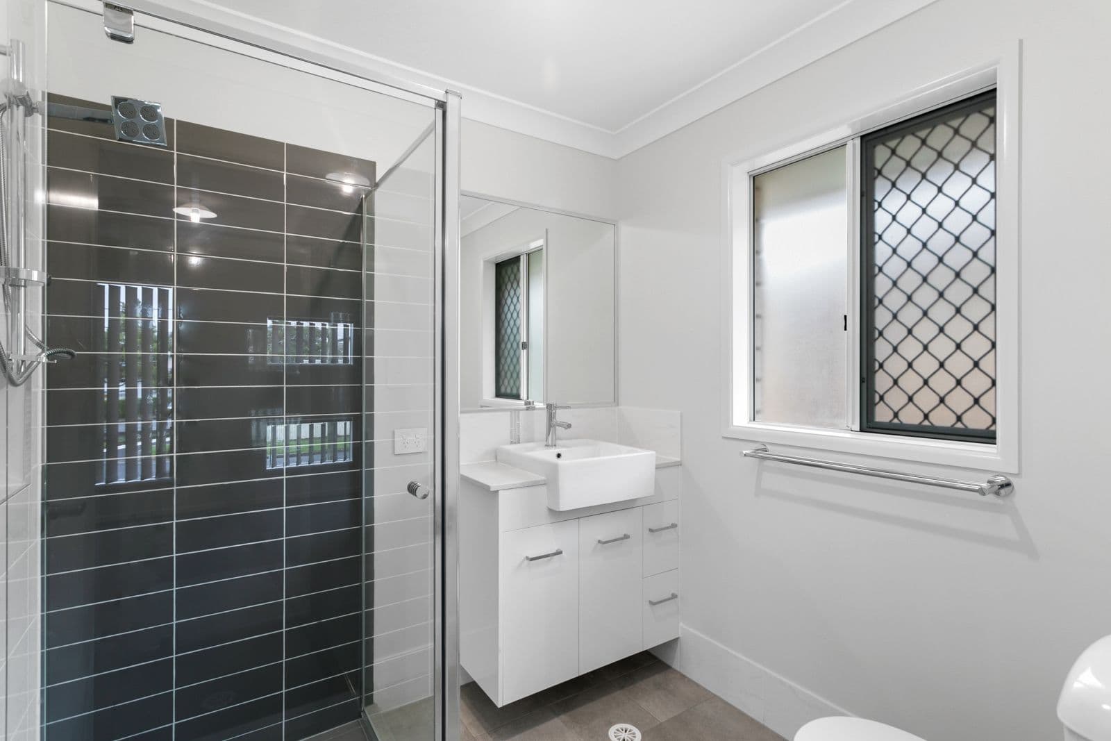 3a Bailey Street, Woody Point QLD 4019, Woody Point - Thumbnail 8