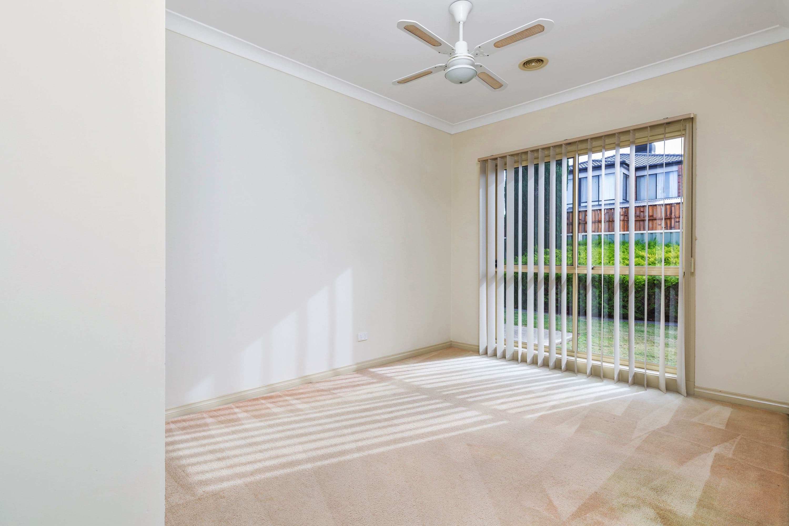 70 Dalkeith Drive, Point Cook VIC 3030, Point Cook - Thumbnail 3