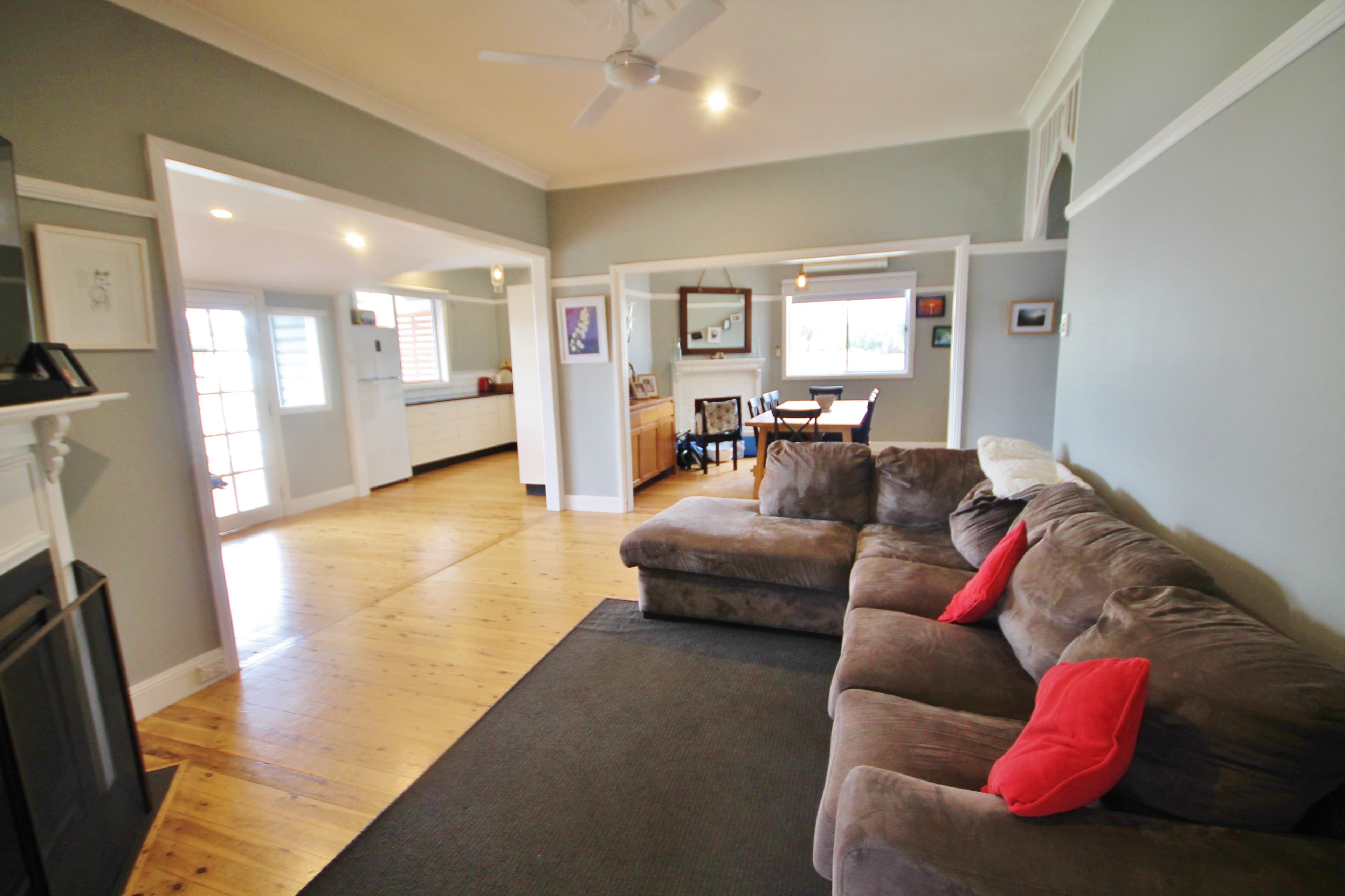 60 Murringo Street, Young - Thumbnail 6