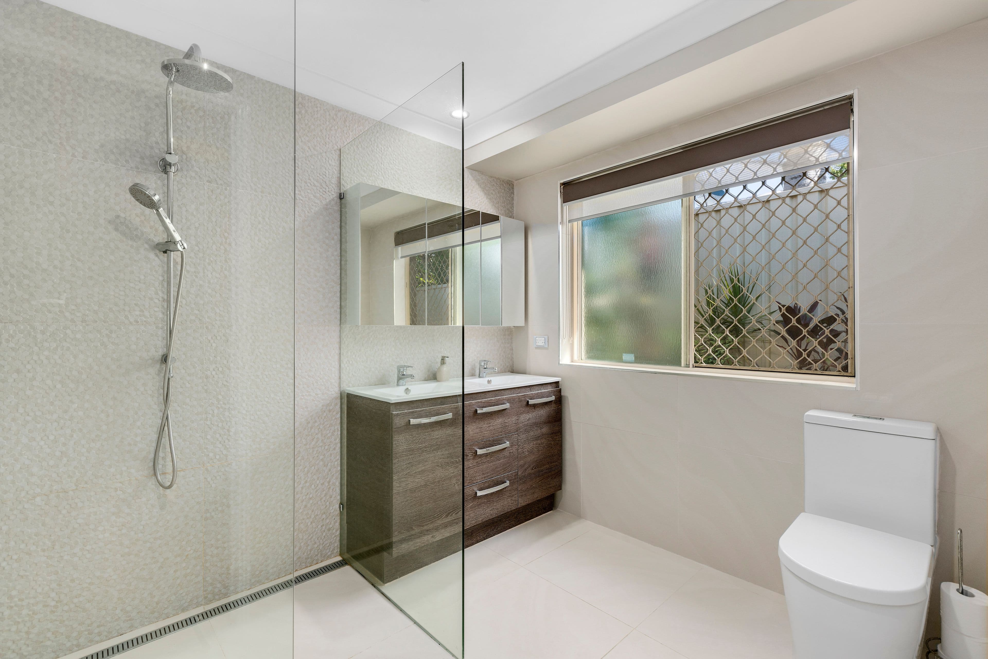 29 Edgeworth Place, Helensvale QLD 4212, Helensvale - Thumbnail 3