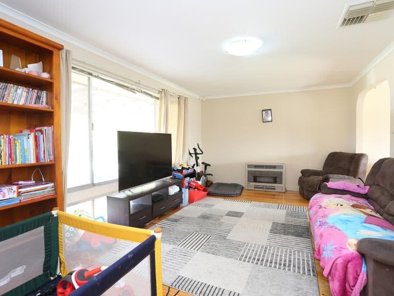 19 Kathryn Drive, Morphett Vale SA 5162, Morphett Vale - Thumbnail 2