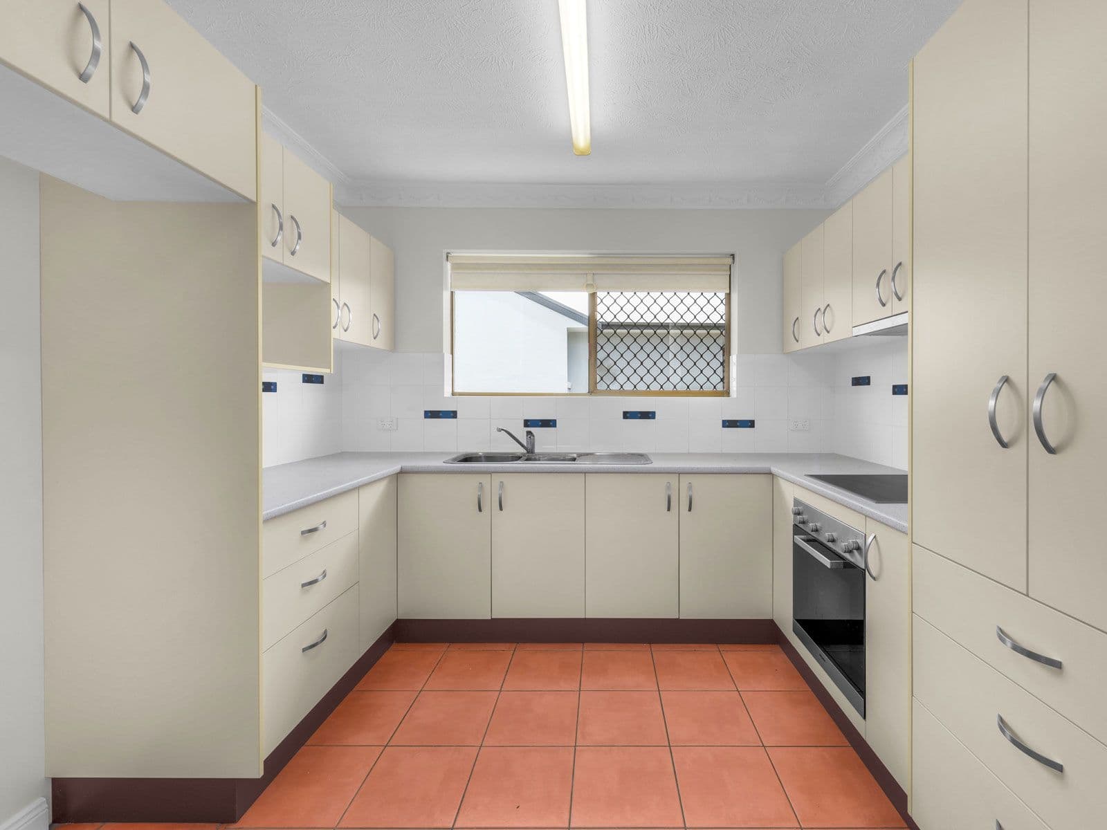 12 Durham Street, Coorparoo QLD 4151, Coorparoo - Thumbnail 3
